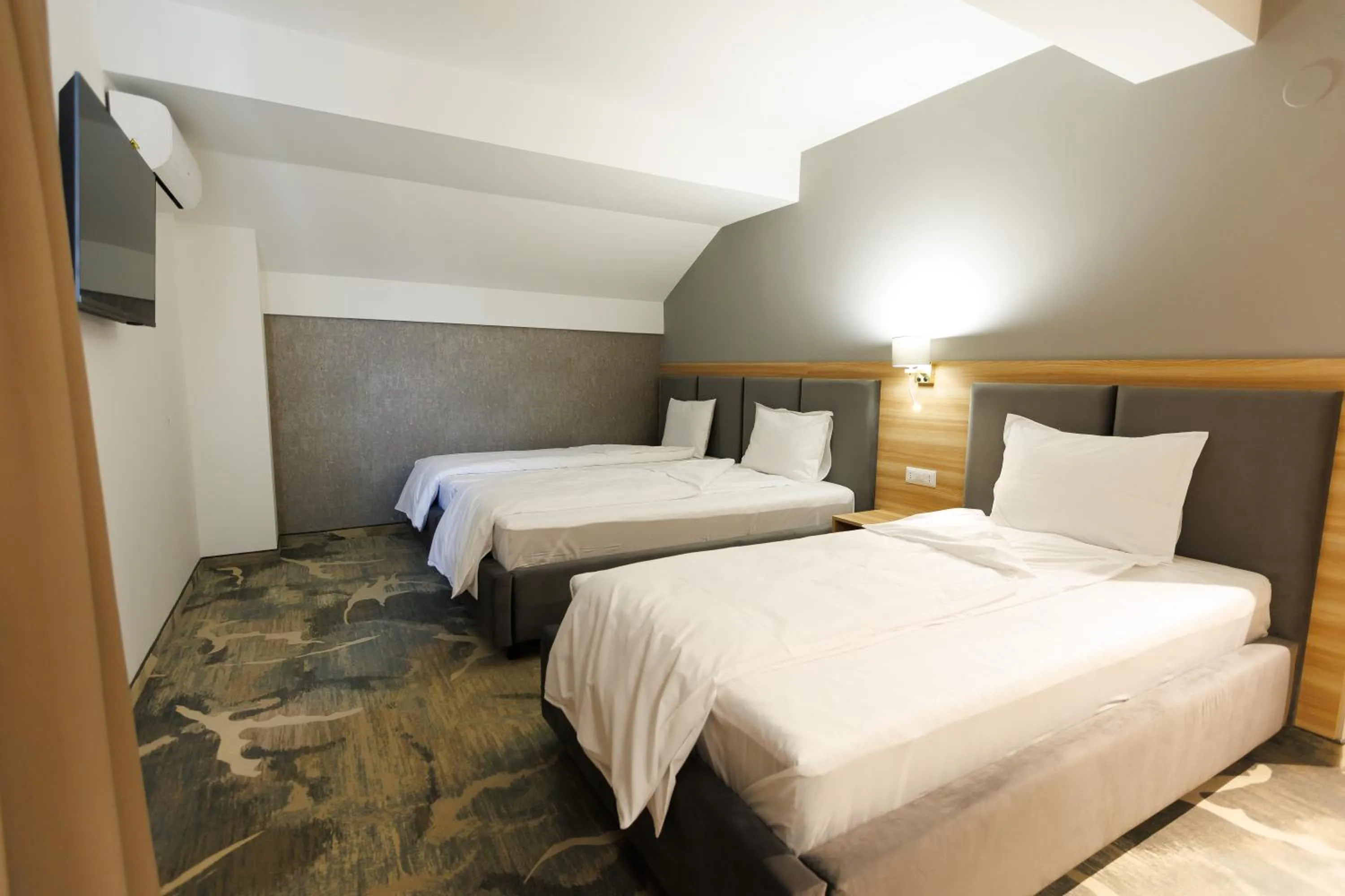 Triple Room in Pensiunea Axe Boutique