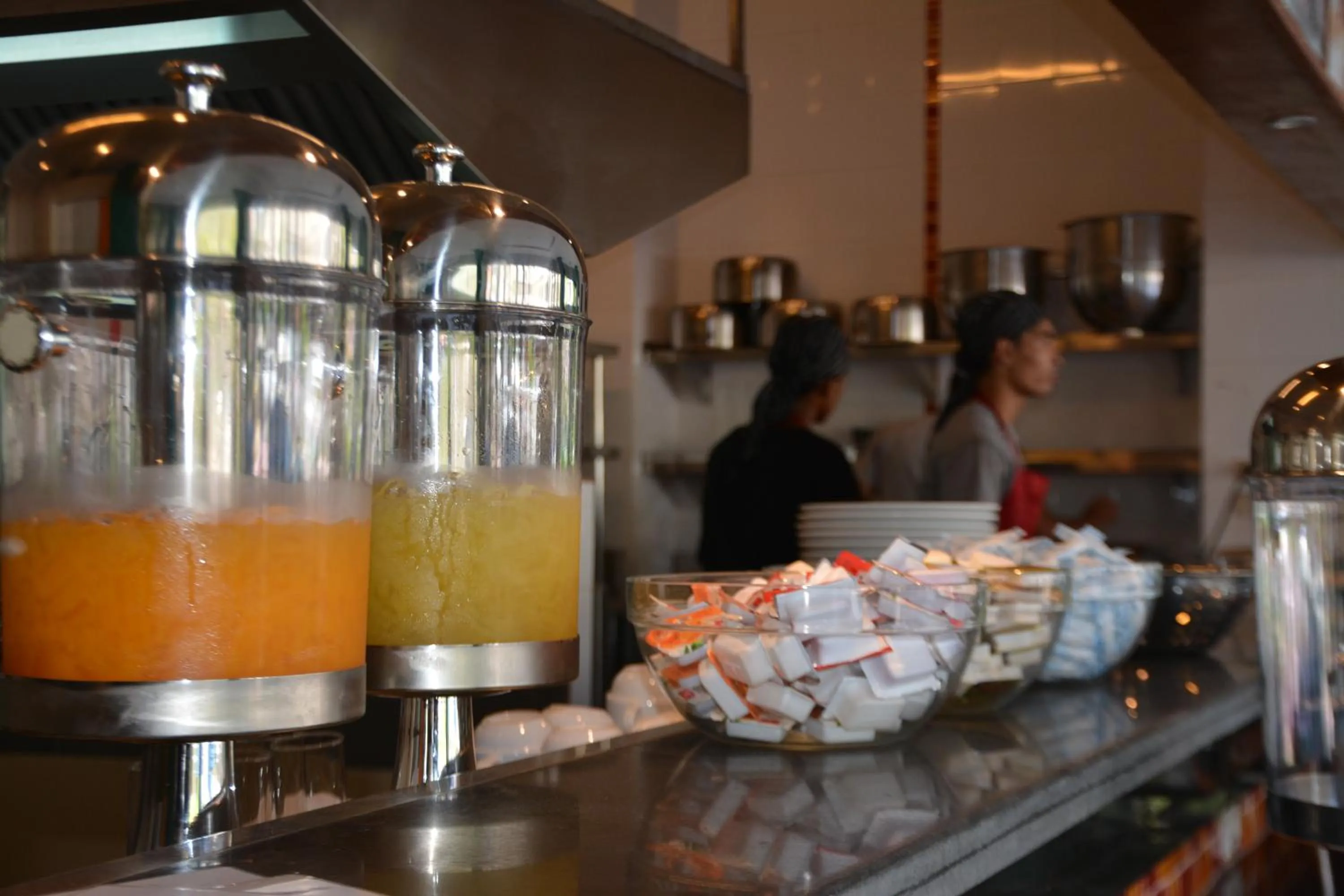 Restaurant/places to eat in Zephyr Grand Hotel