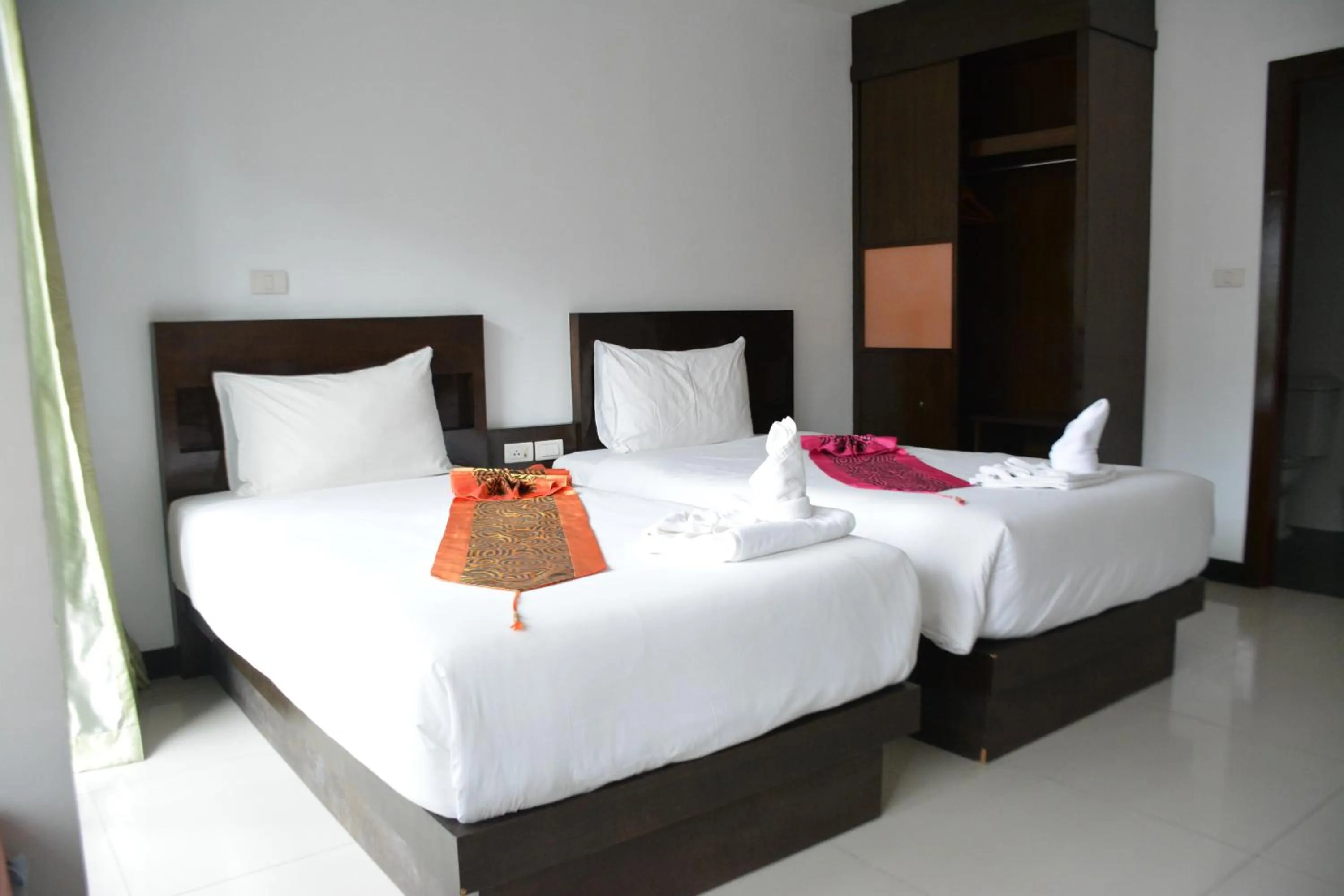 Bedroom, Bed in Zephyr Grand Hotel