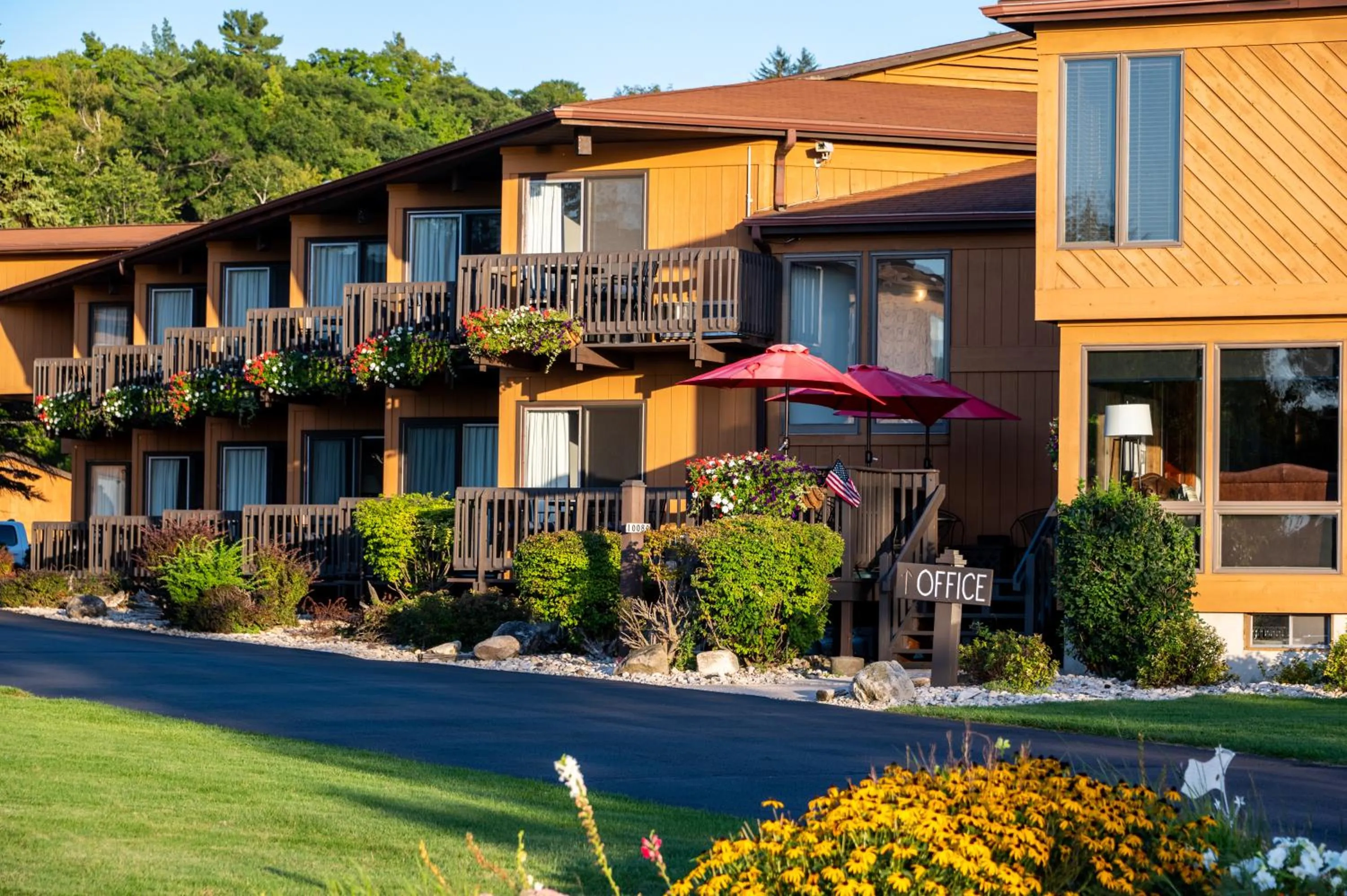 Pine Grove Resort
