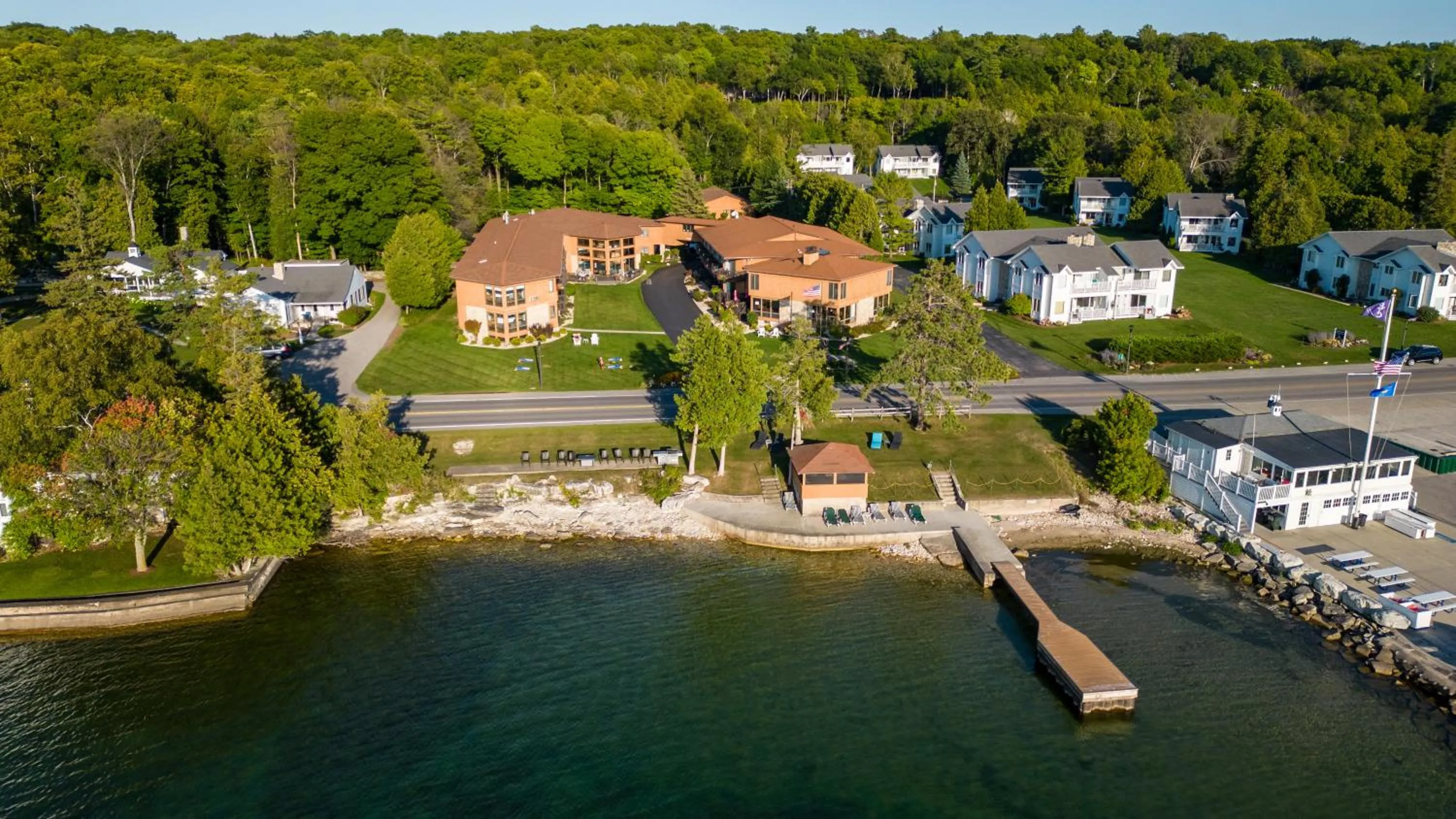 Pine Grove Resort
