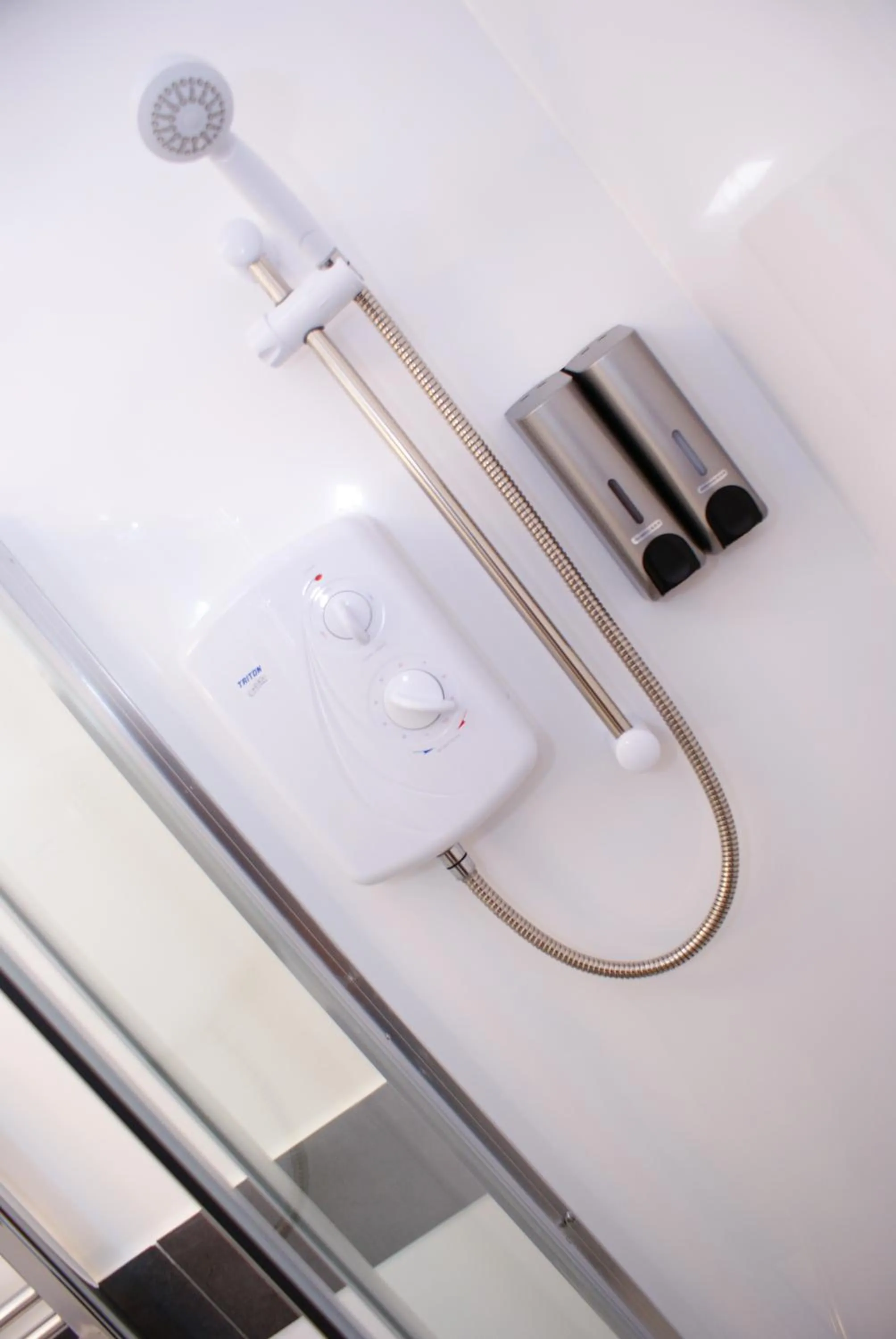 Shower in The Hindes Hotel