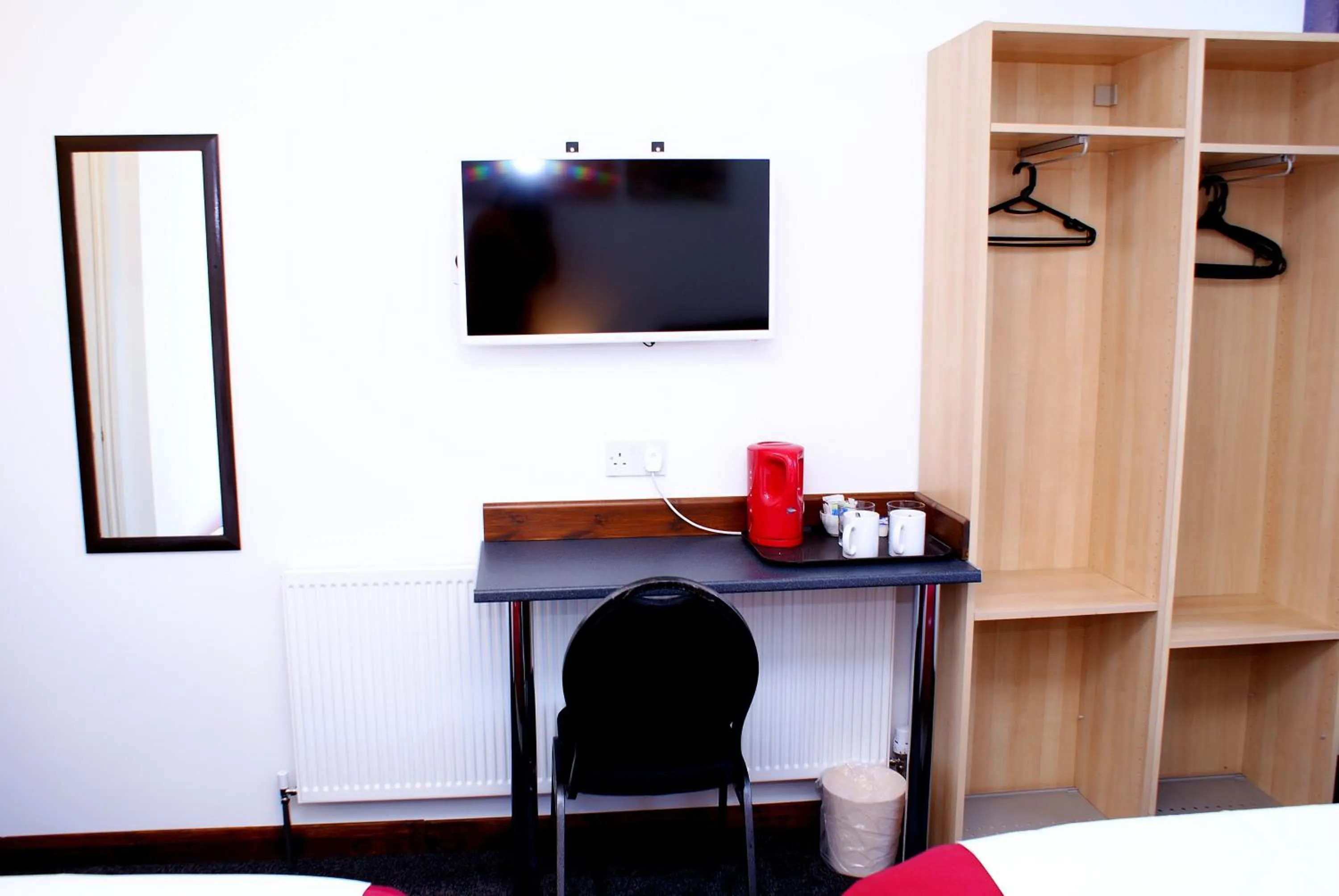 Coffee/tea facilities in The Hindes Hotel