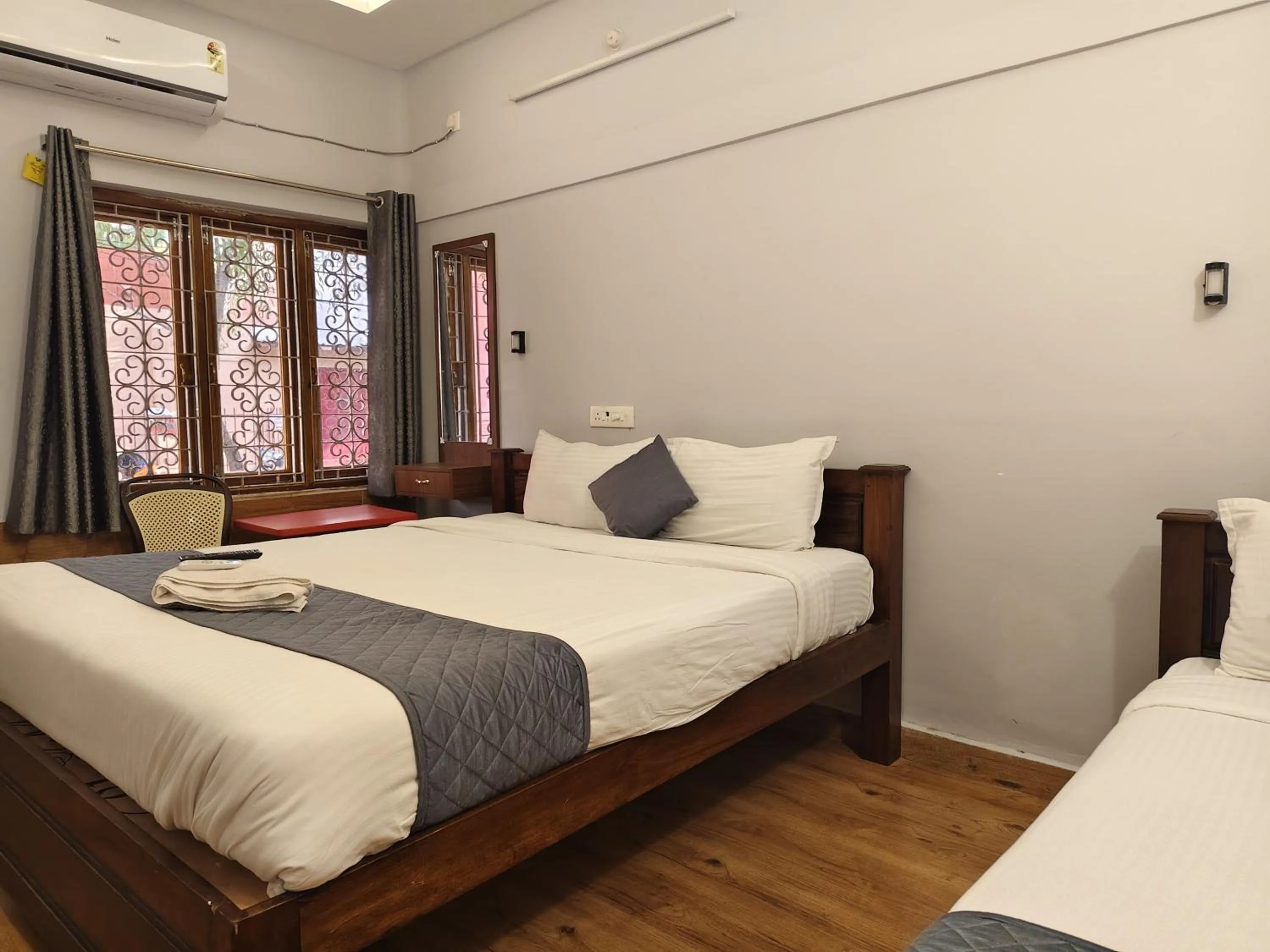 Bed in Lax Residency, White Town, Pondicherry