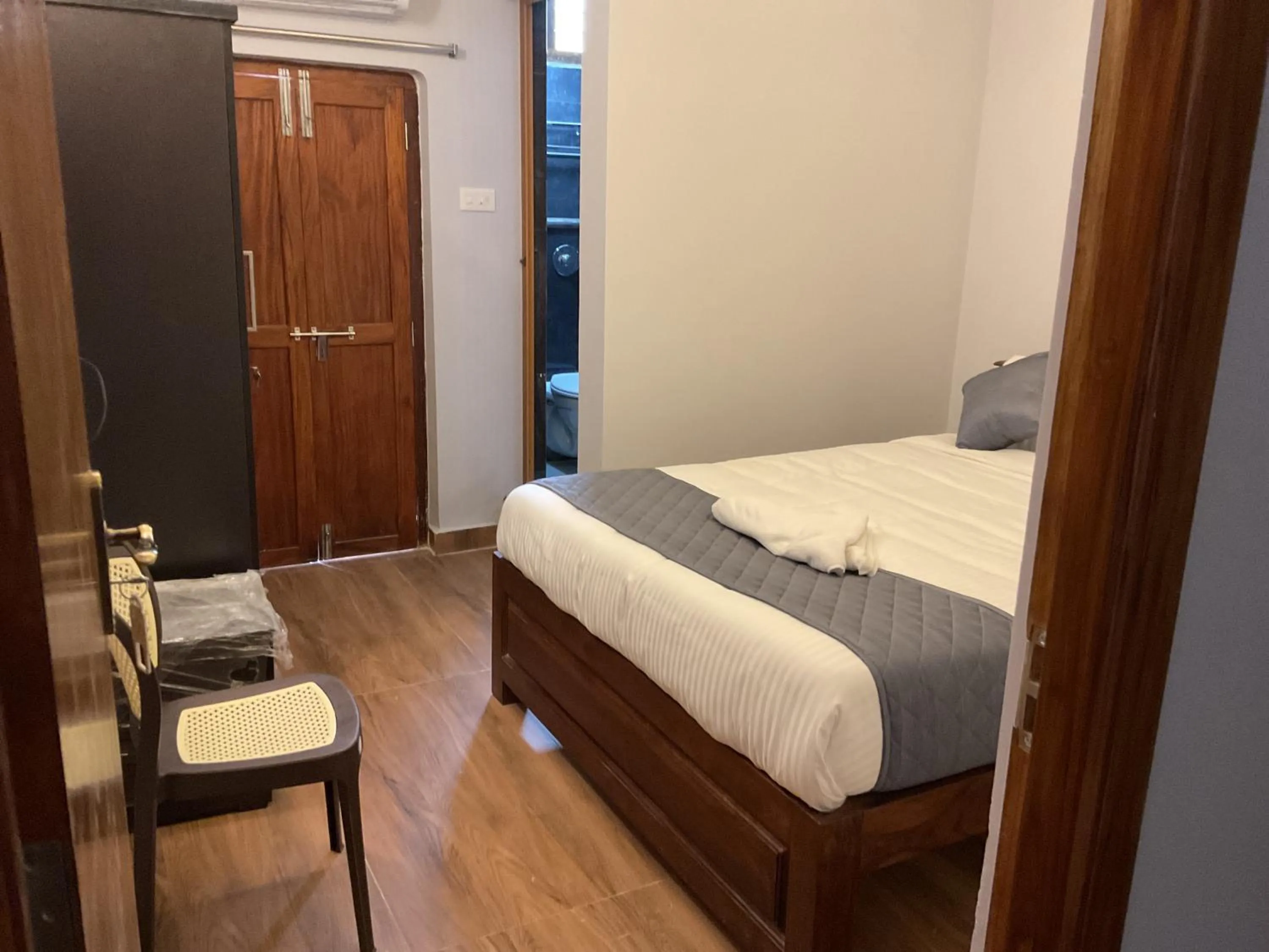 Bed in Lax Residency, White Town, Pondicherry