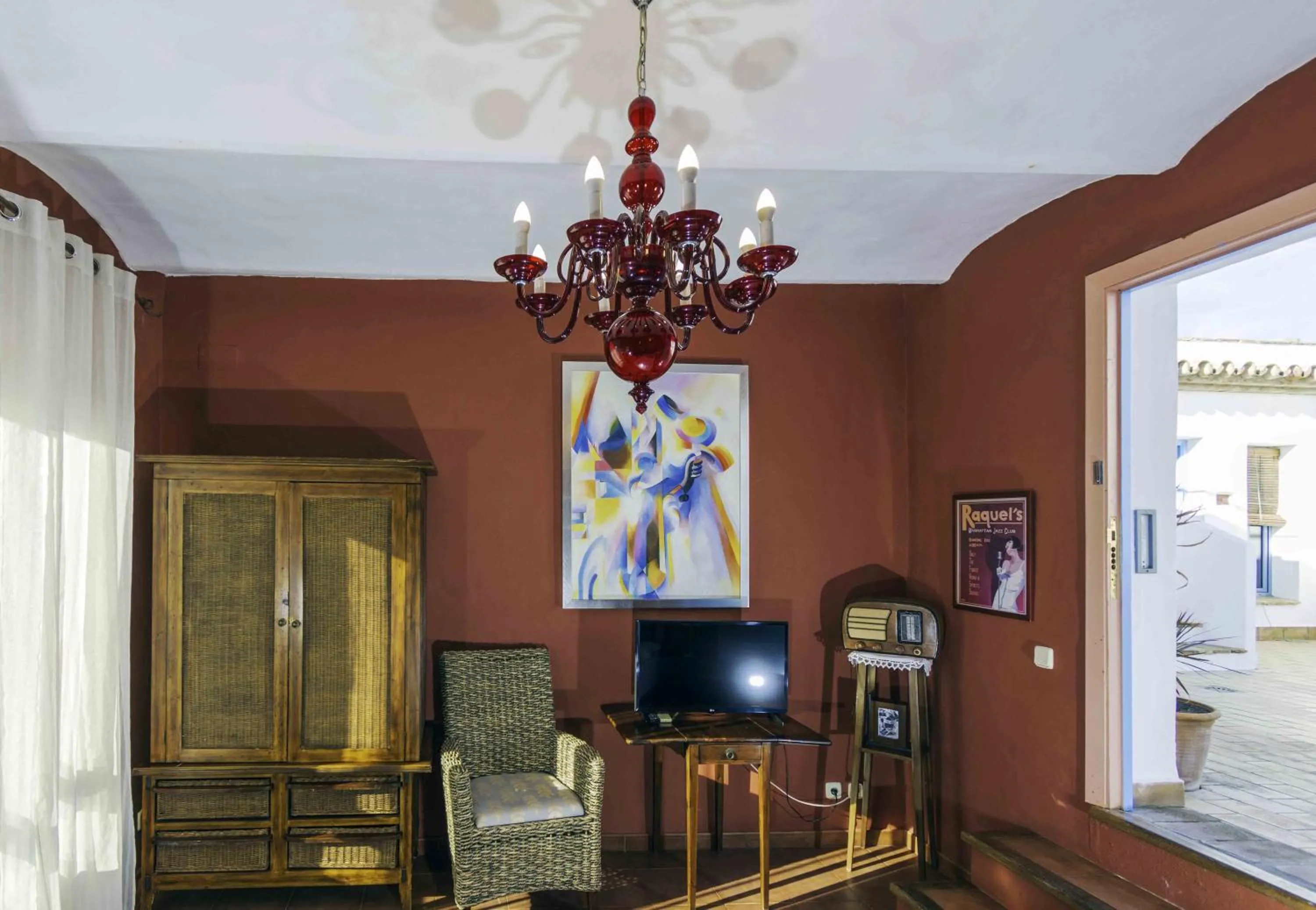 Photo of the whole room in Hotel Utopía