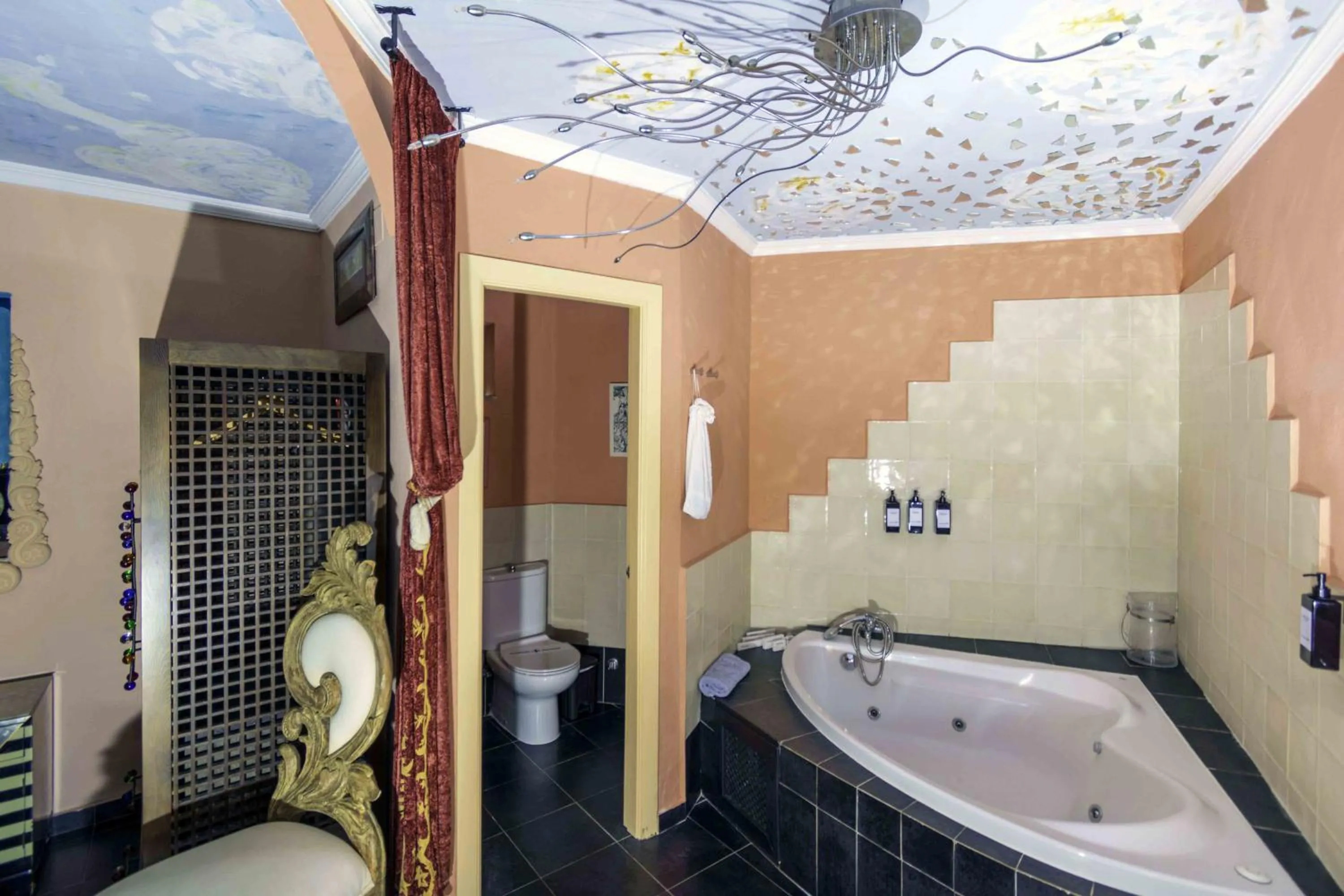 Bathroom in Hotel Utopía