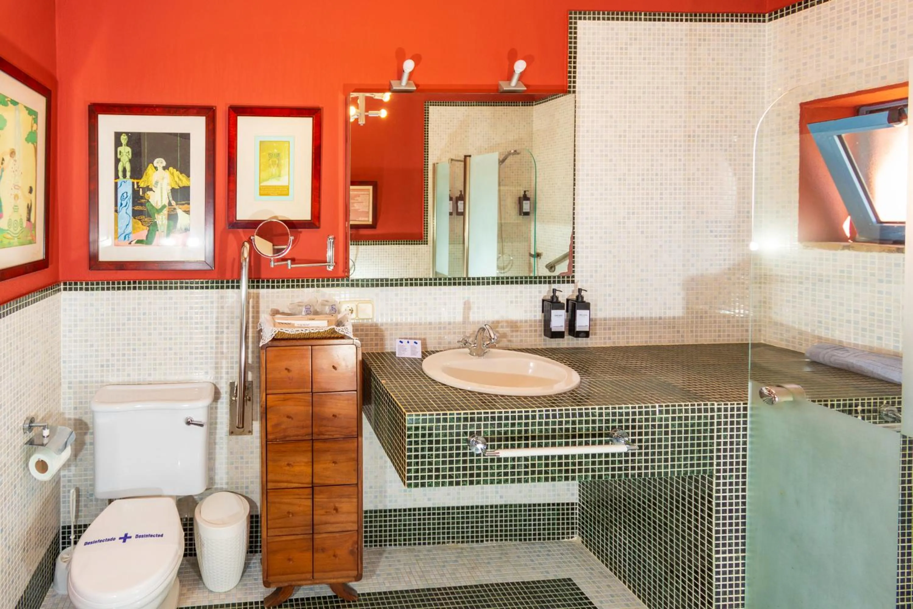 Bathroom in Hotel Utopía