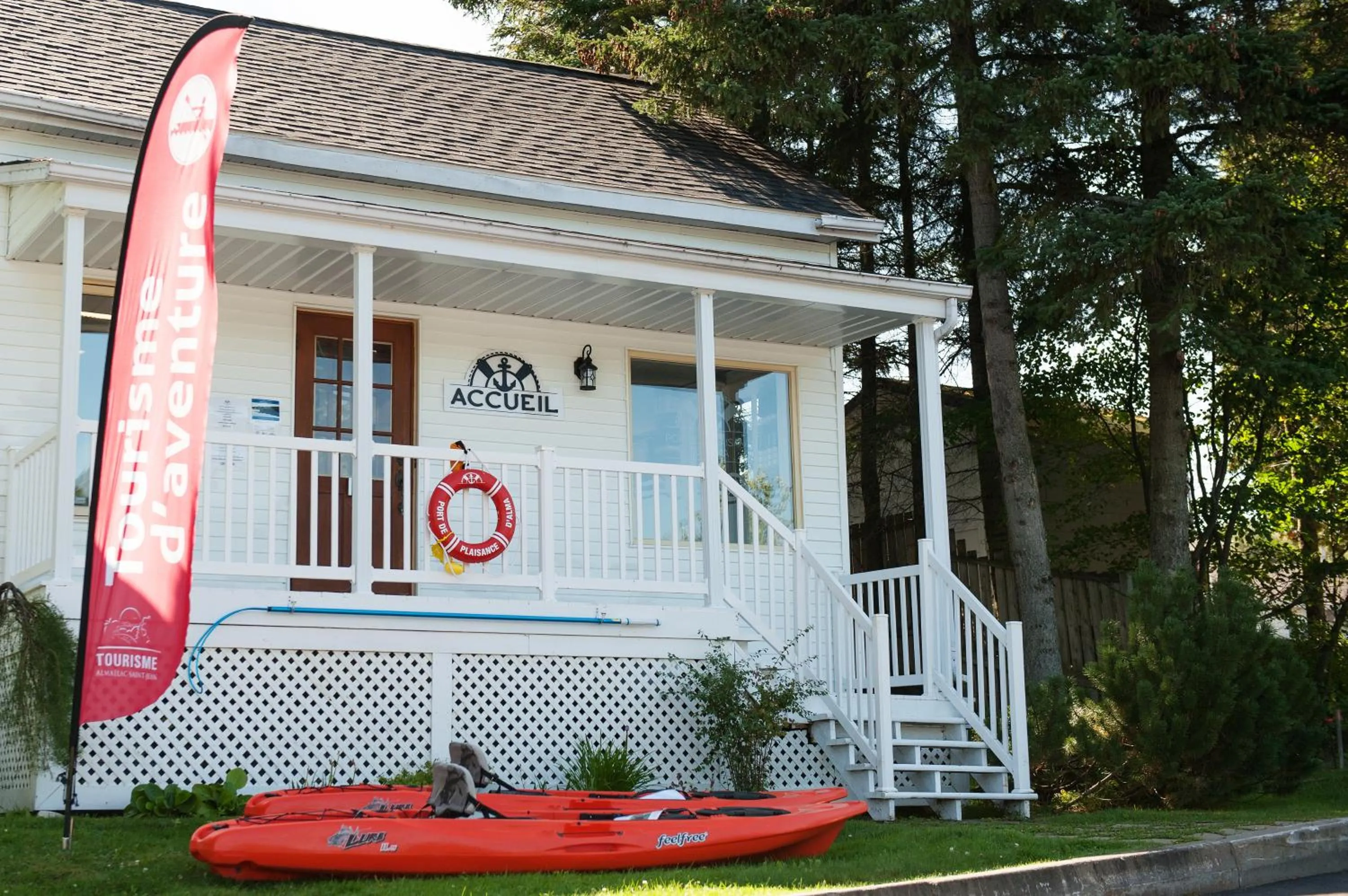 Property building in Maison du matelot