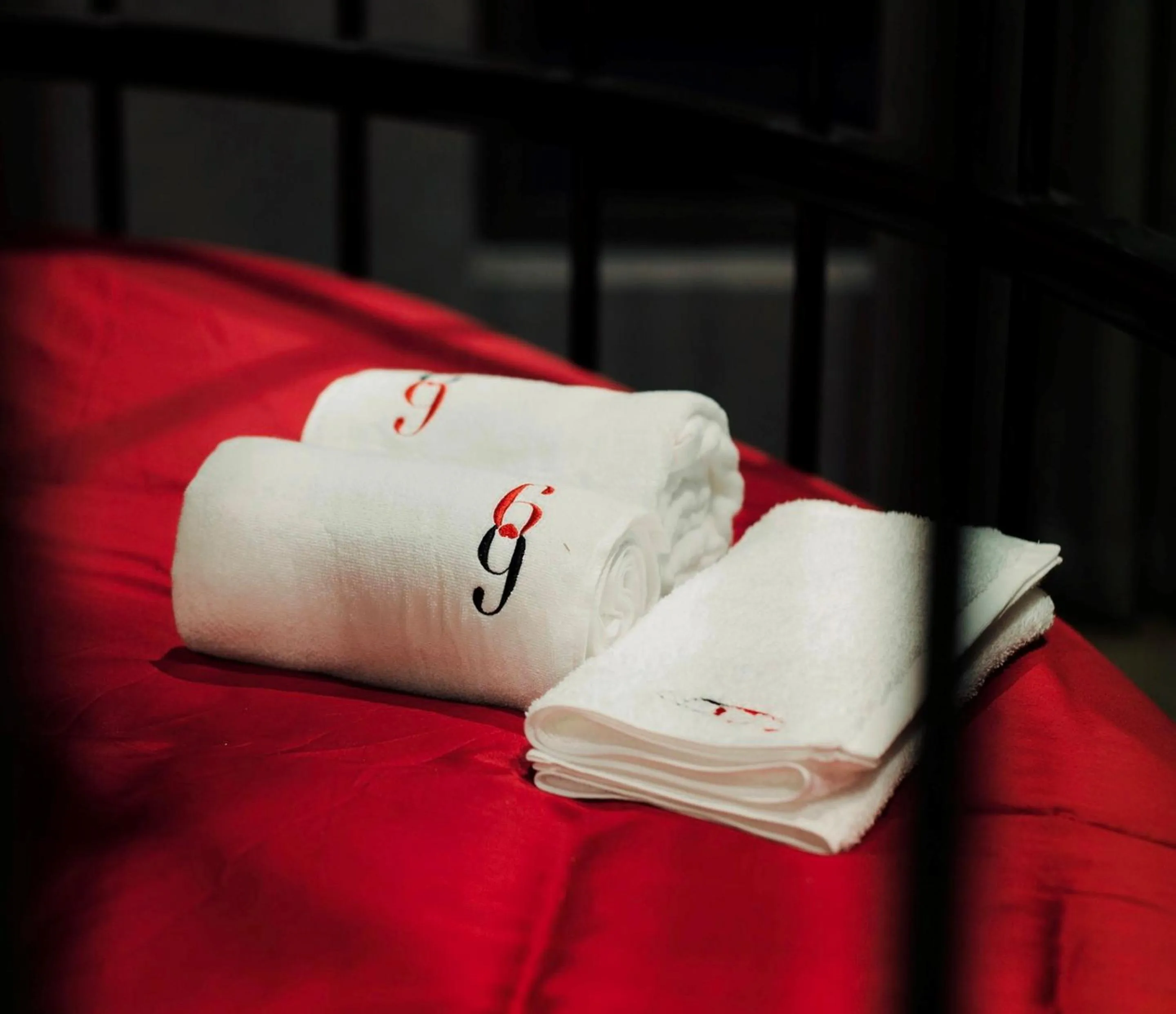 towels in 69 Boutique by Minova