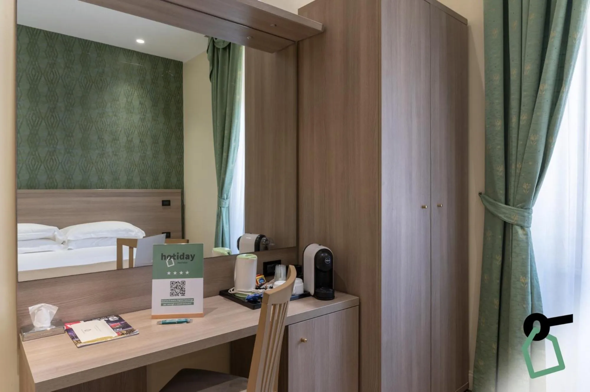 Coffee/tea facilities, Bed in HOTIDAY Room Collection - Roma Porta Pia