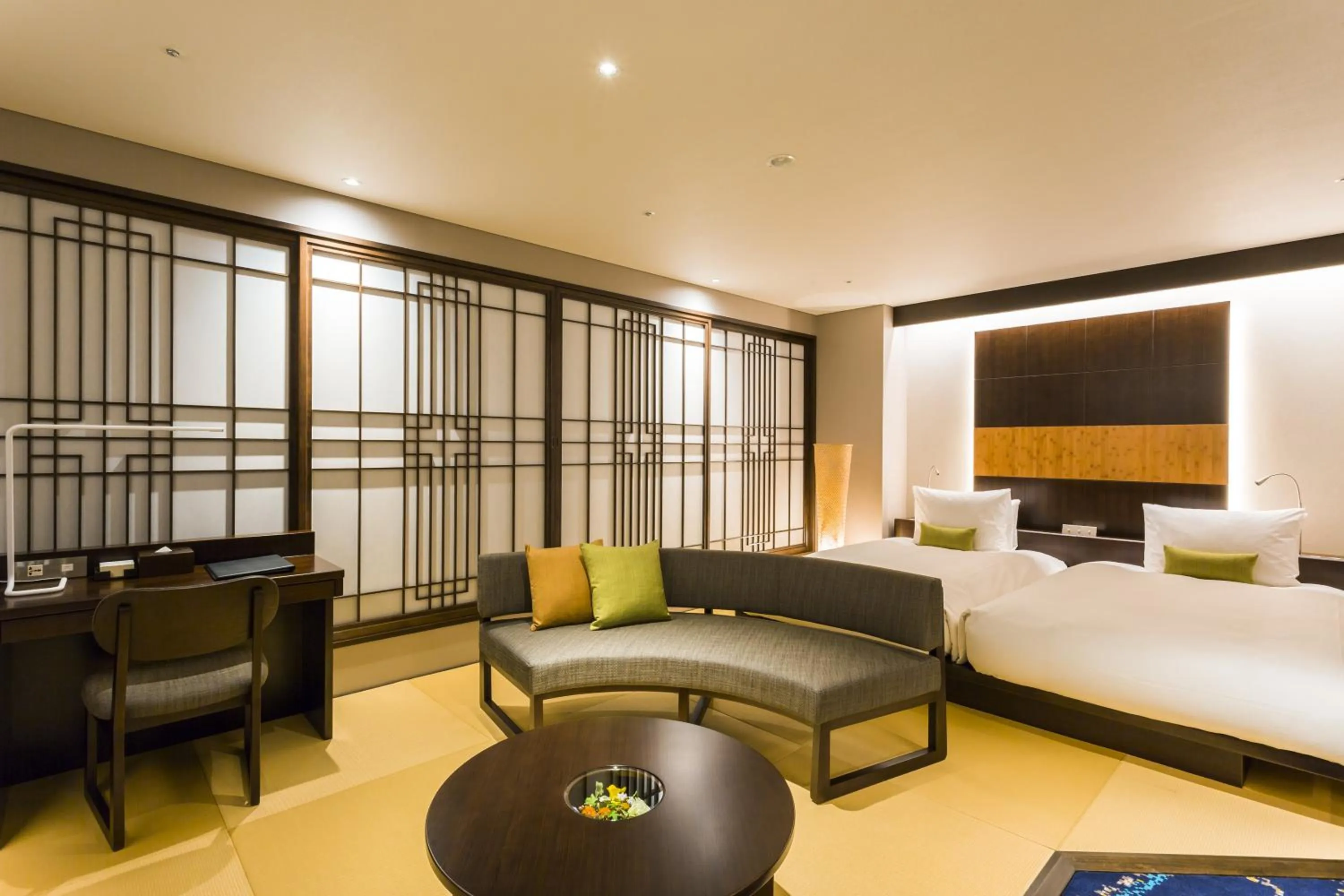 Bedroom, Bed in Hotel Ryumeikan Ochanomizu Honten