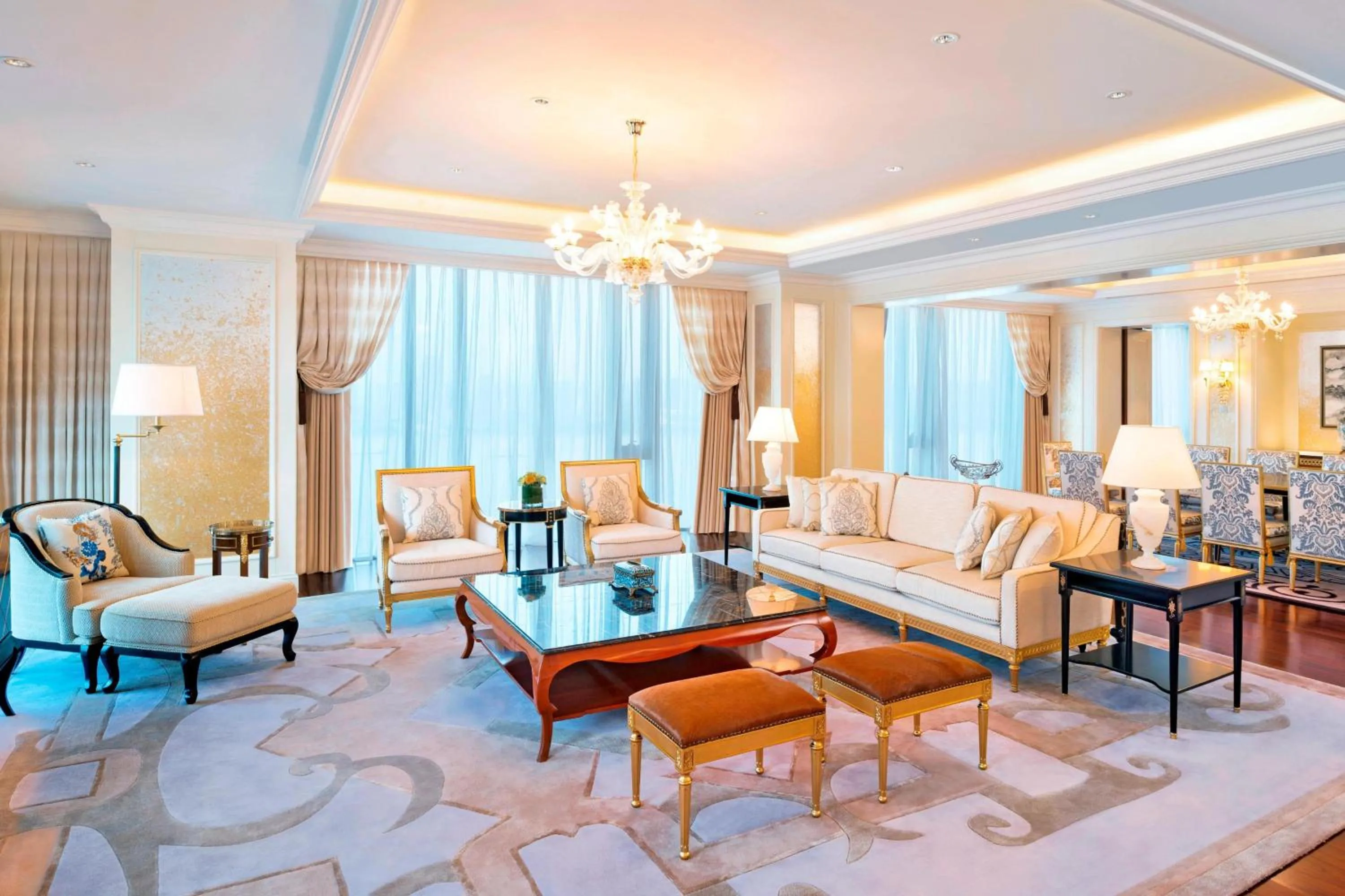 Living room in The Azure Qiantang, a Luxury Collection Hotel, Hangzhou