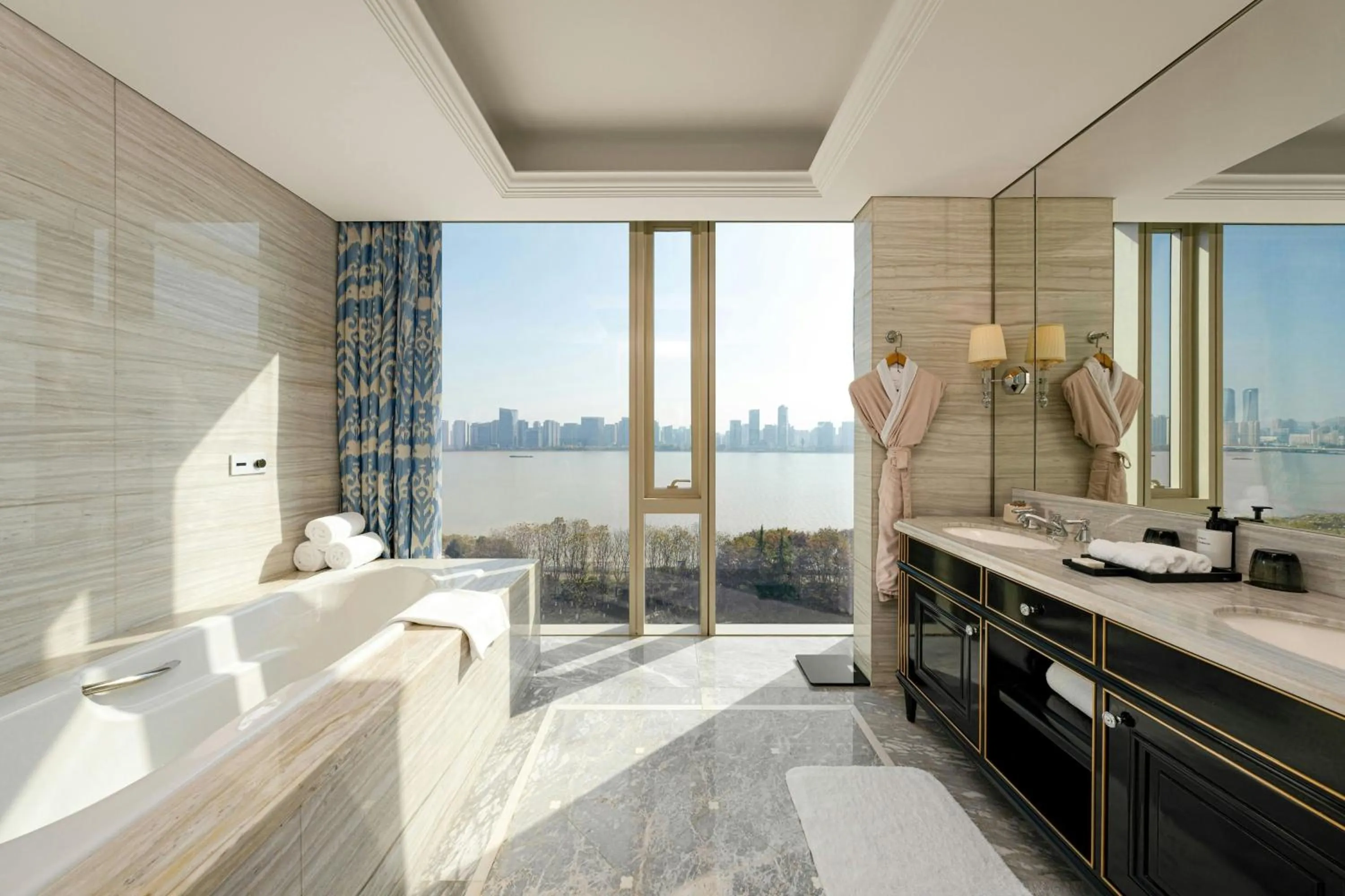 Photo of the whole room in The Azure Qiantang, a Luxury Collection Hotel, Hangzhou