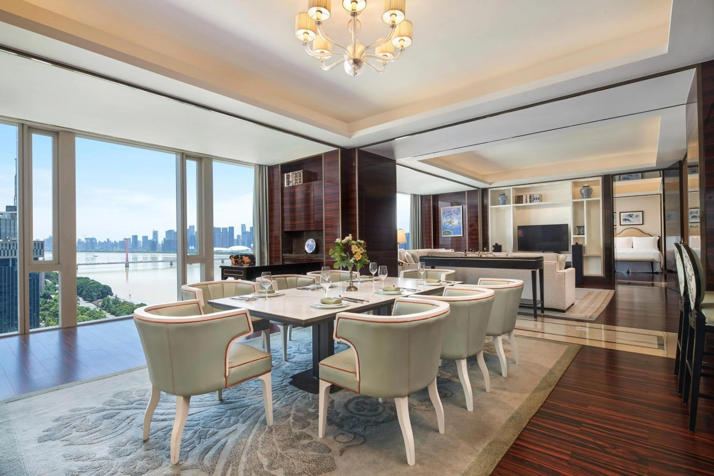 Bedroom in The Azure Qiantang, a Luxury Collection Hotel, Hangzhou