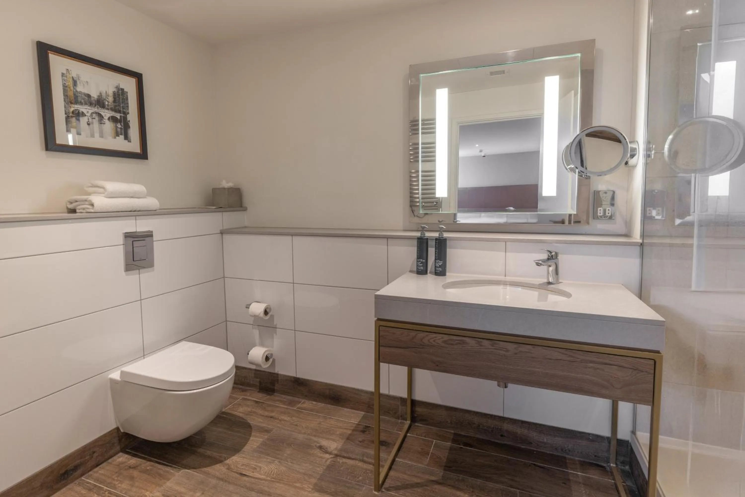 Bathroom in Oxford Belfry Hotel & Spa