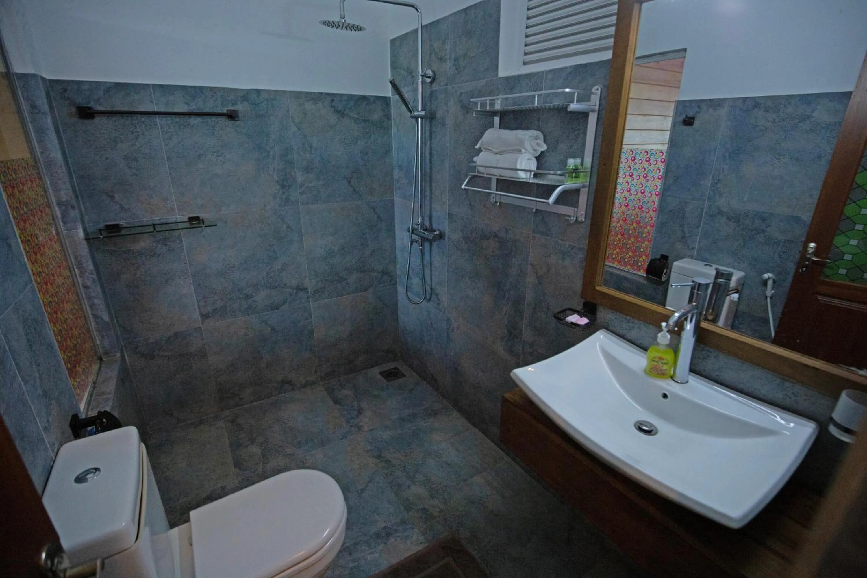 Bathroom in Green Hill