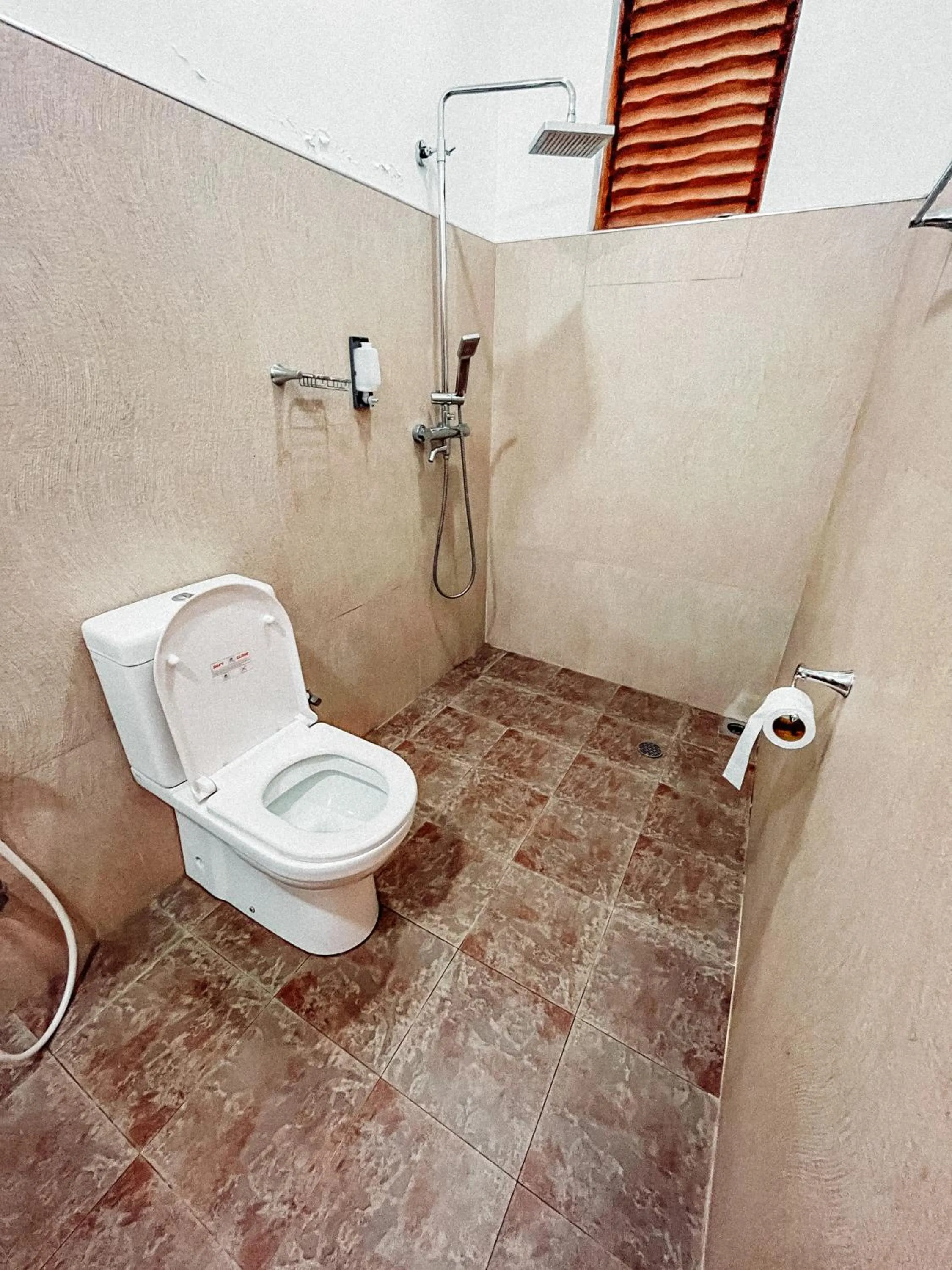 Toilet in Green Hill