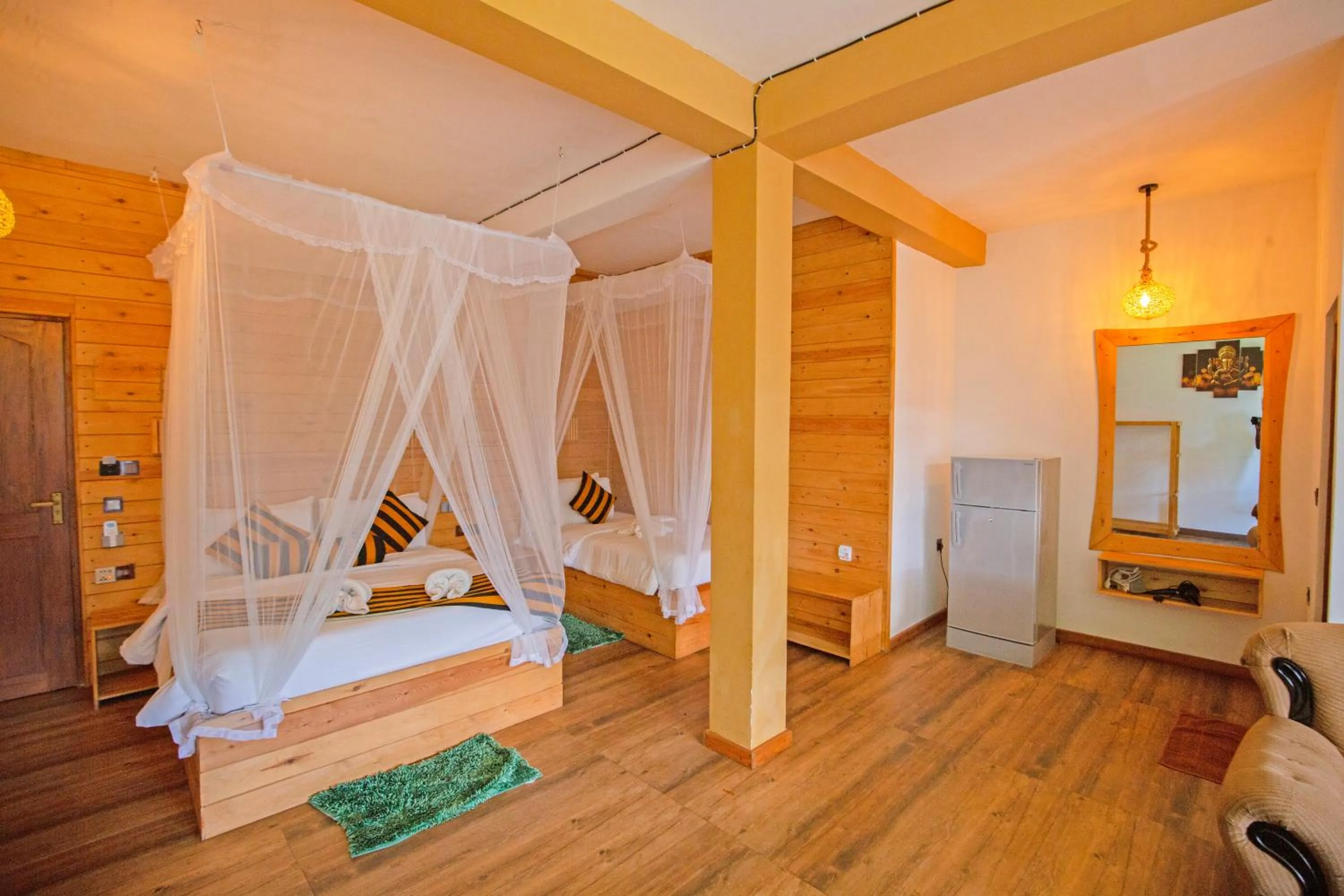 Bedroom, Bed in Green Hill