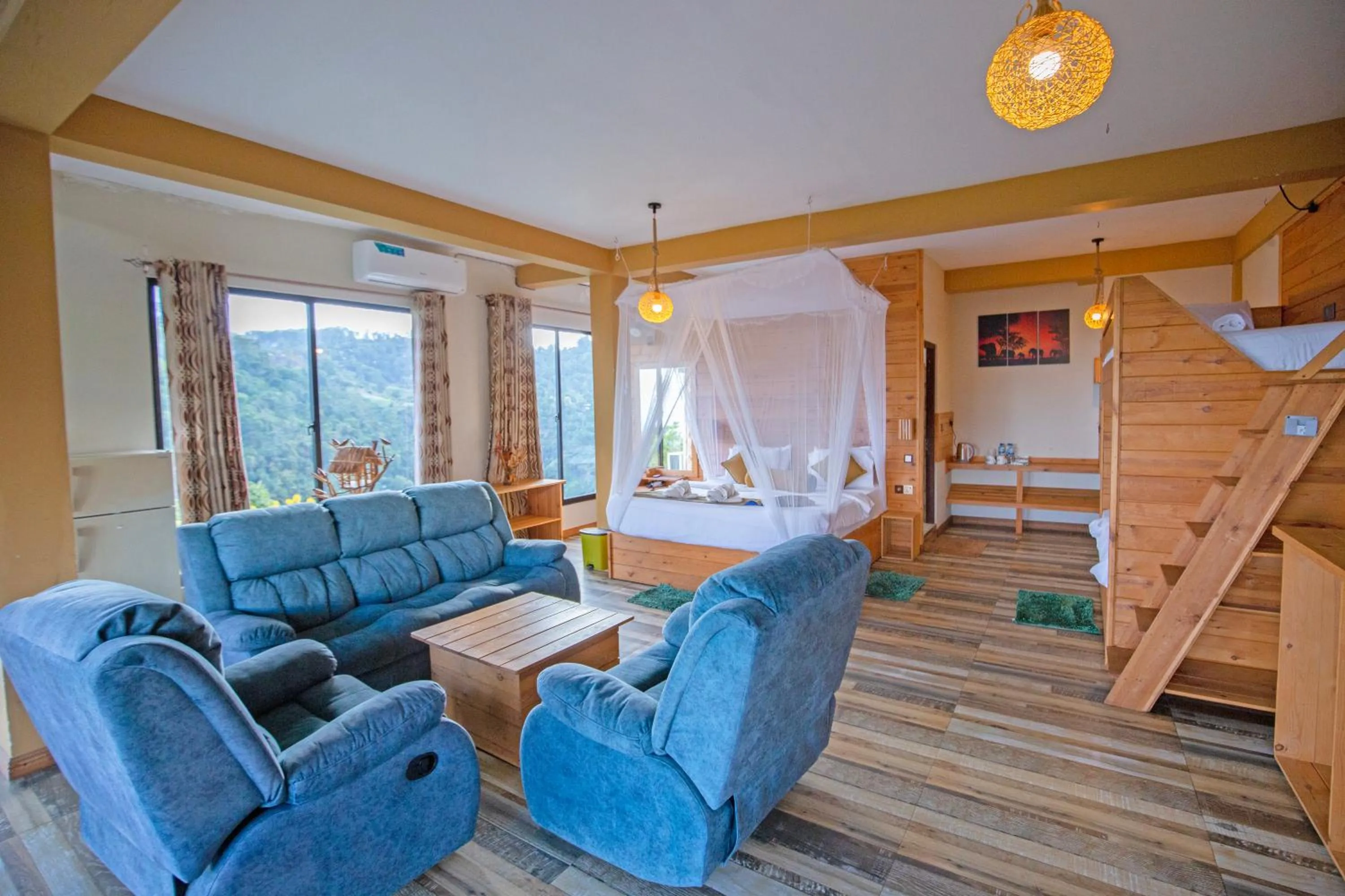 Bedroom in Green Hill