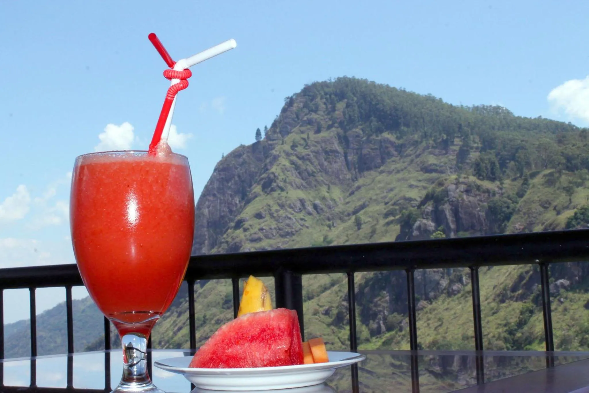 Restaurant/places to eat in Green Hill