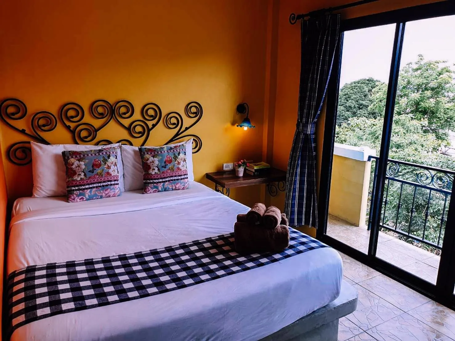 Bed in The Castello Resort