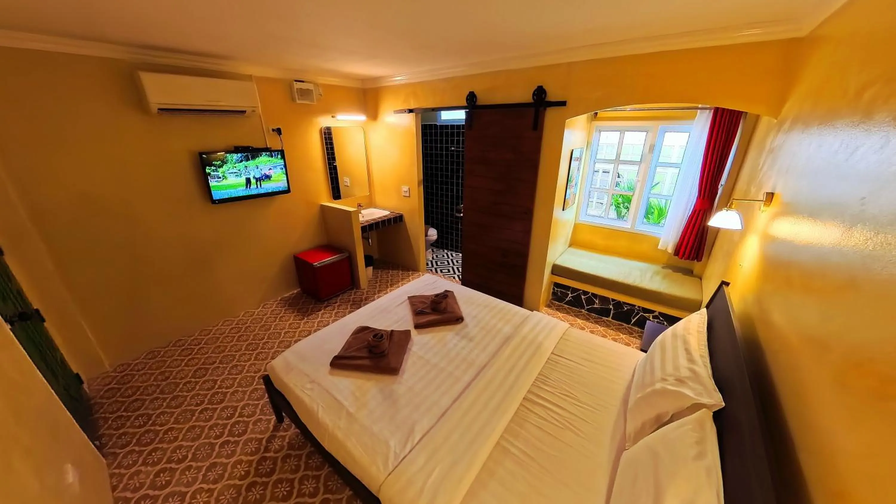 Photo of the whole room, Bed in The Castello Resort