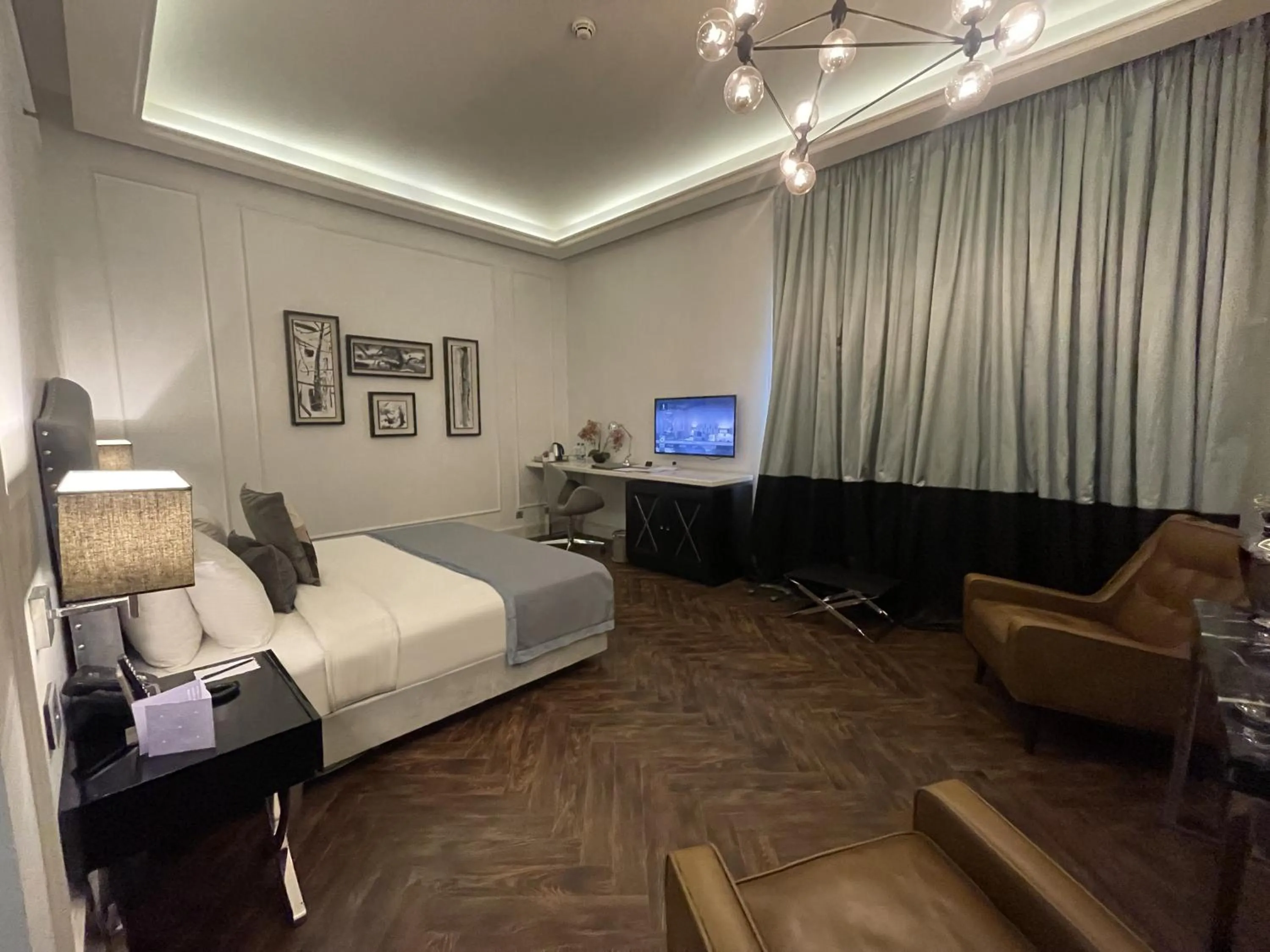 Bed in The Nishat Hotel