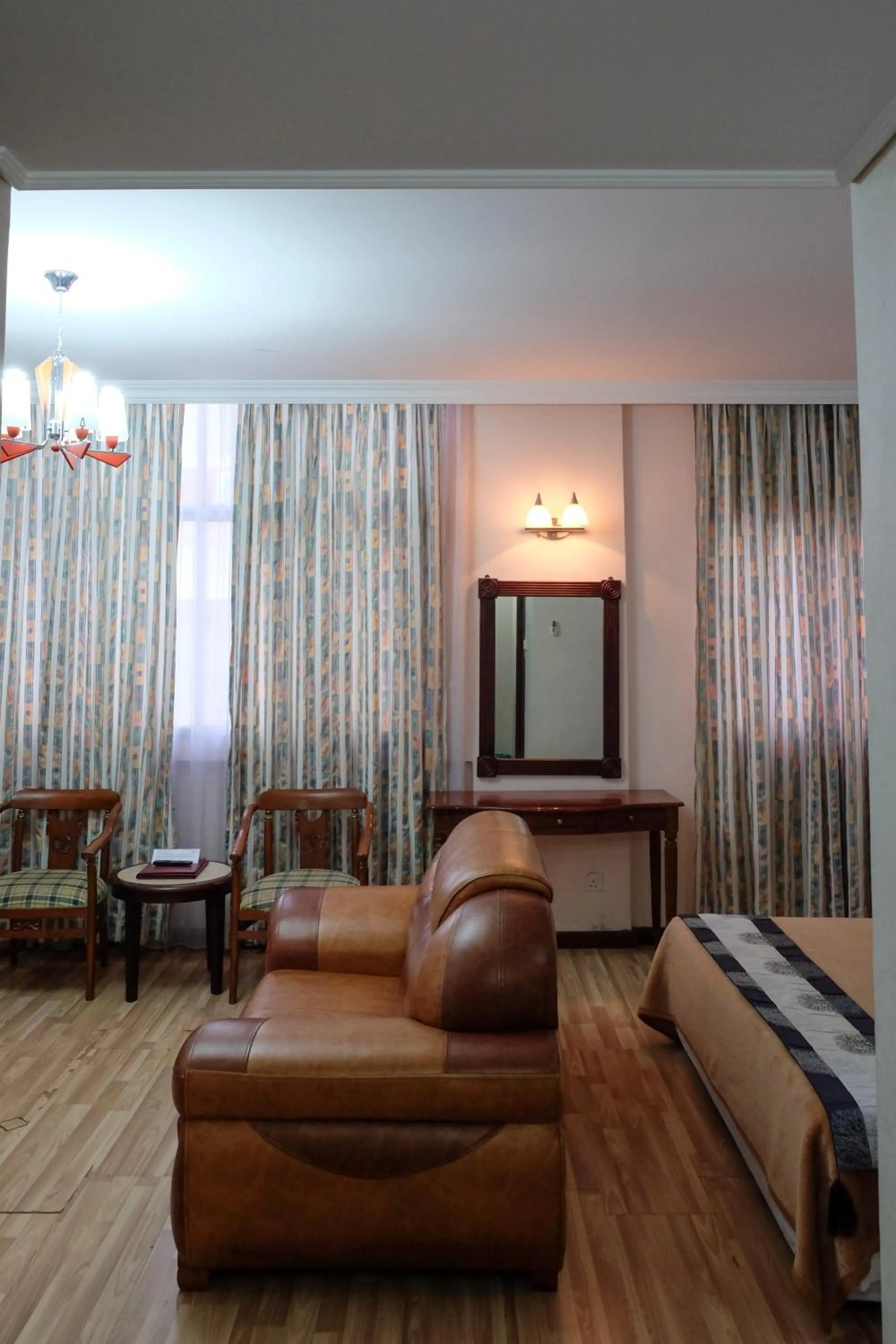 Library in Jeruton Hotel