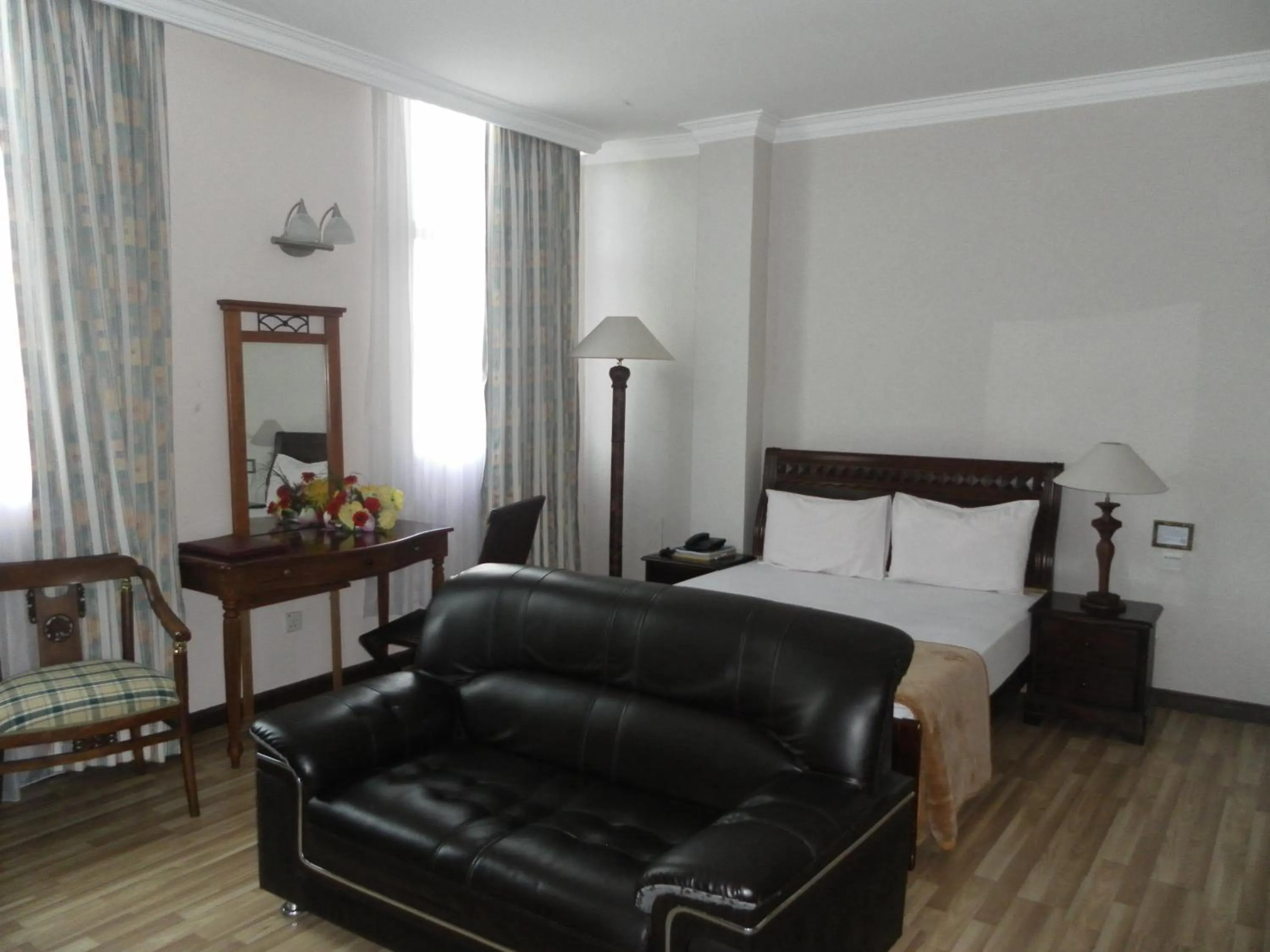 Living room in Jeruton Hotel