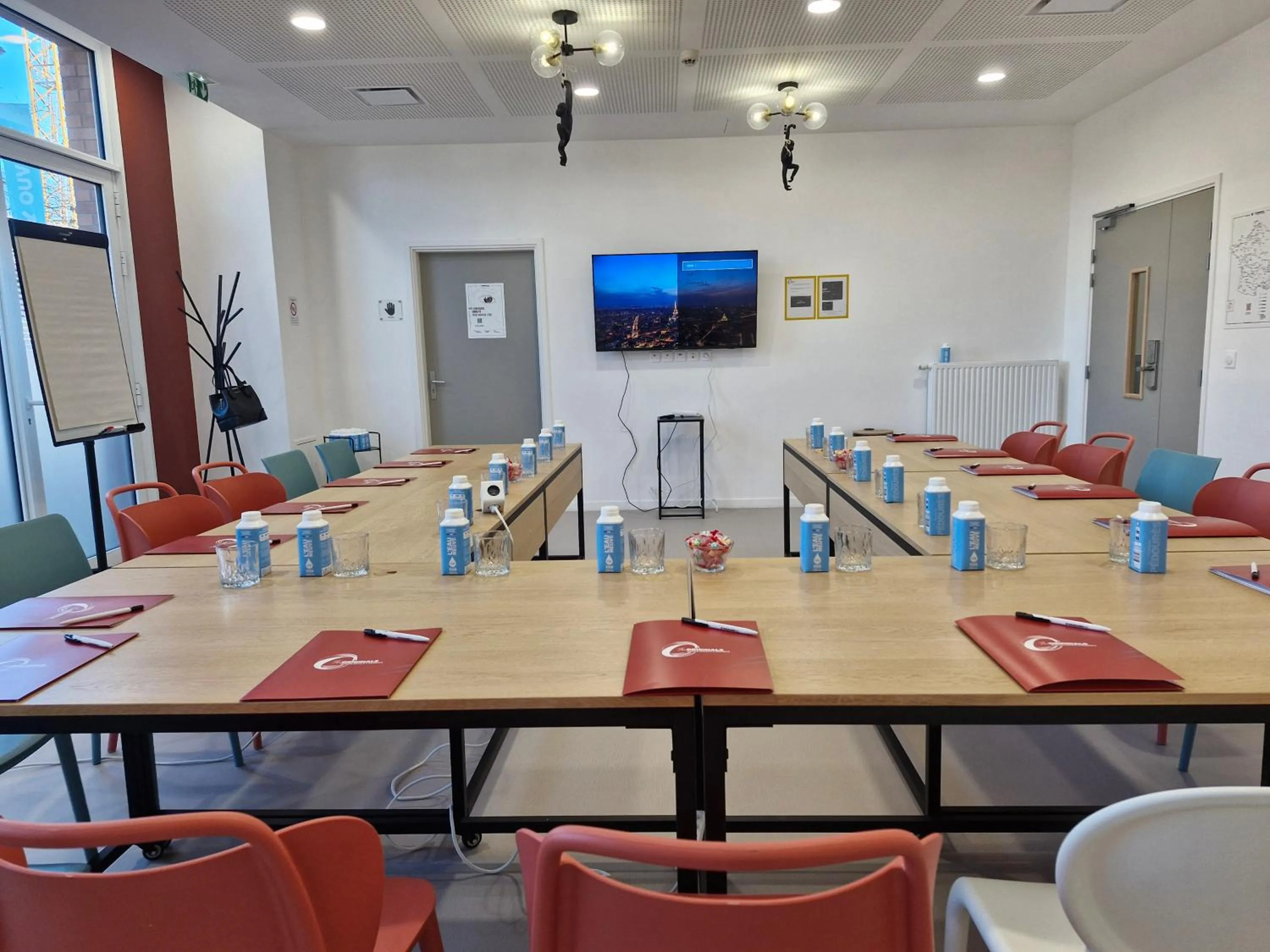Meeting/conference room in The Originals Residence, Le Wax, Lille Est