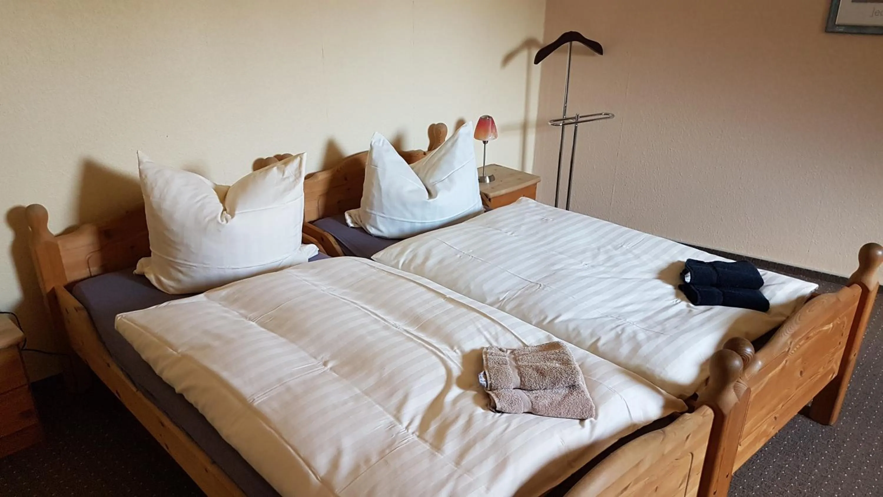 Bed in Hotel Deutsches Haus Francop