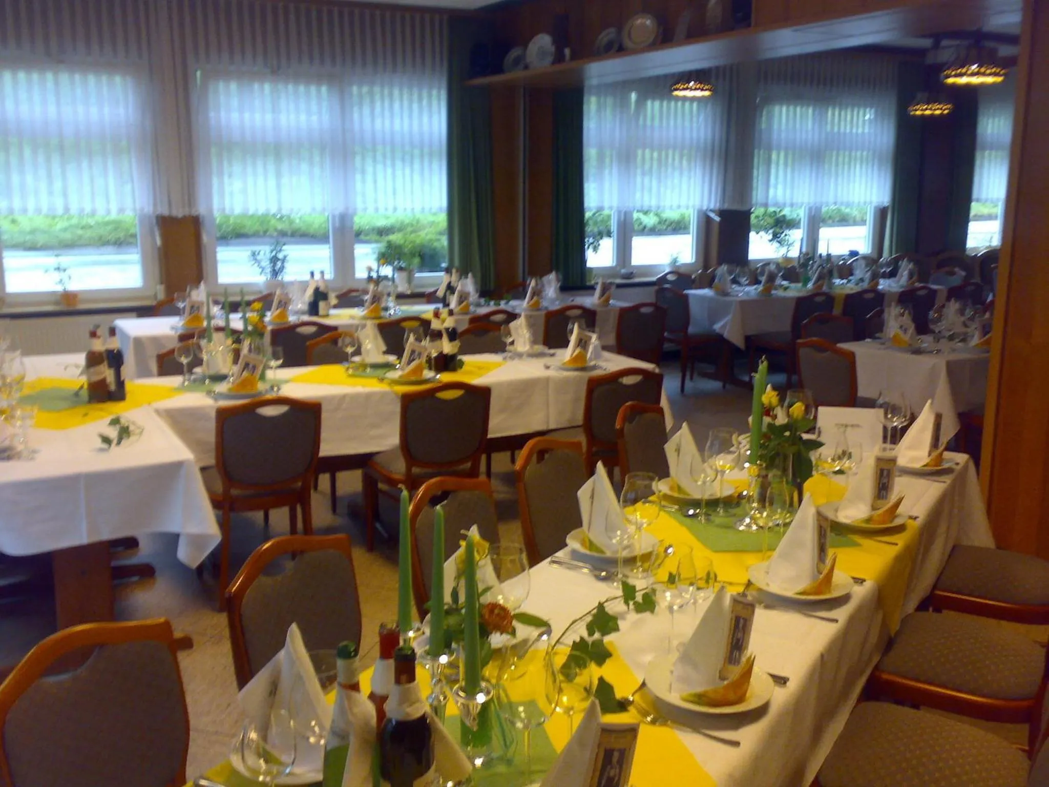 Restaurant/places to eat in Hotel Deutsches Haus Francop
