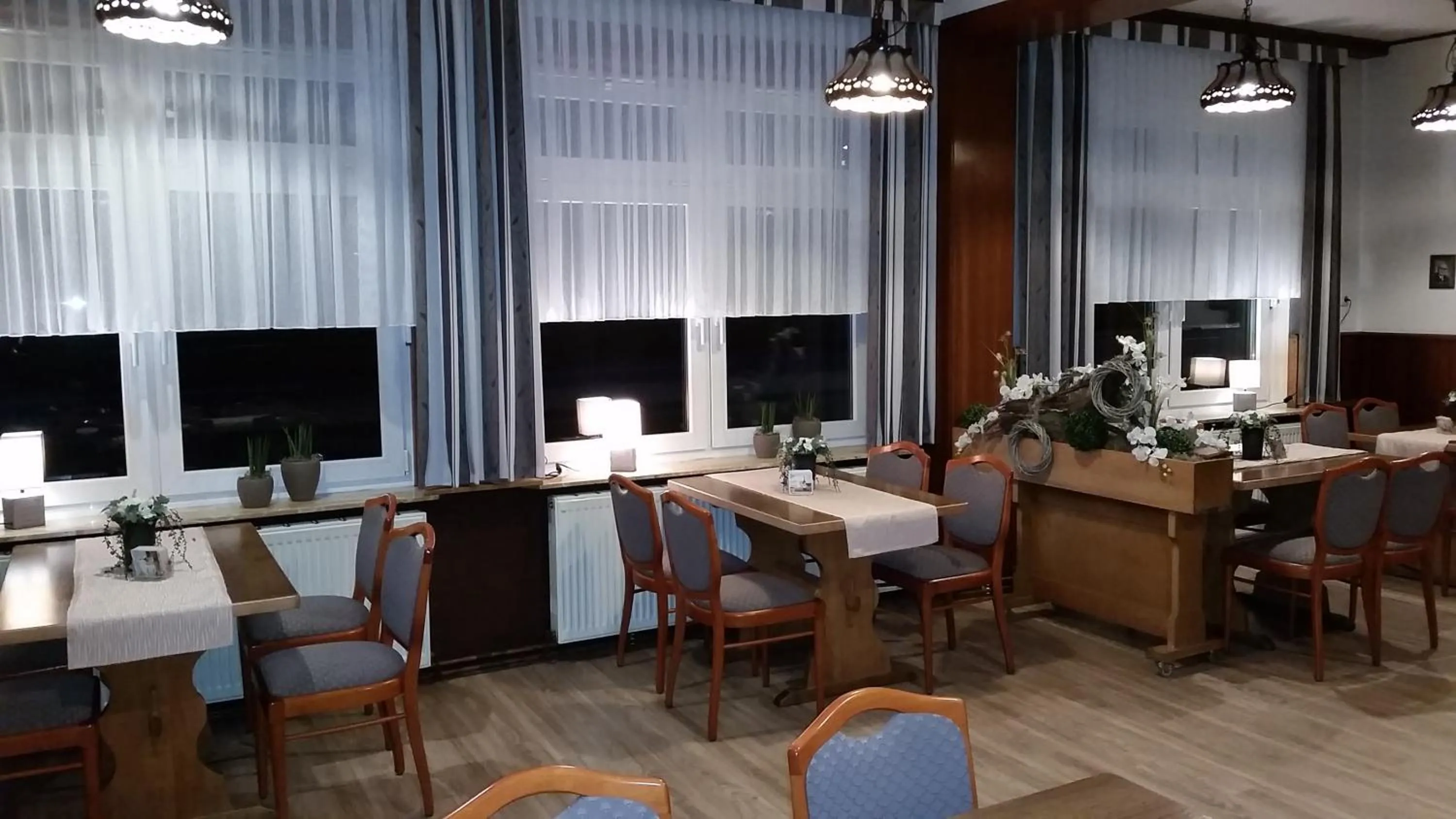 Restaurant/places to eat in Hotel Deutsches Haus Francop