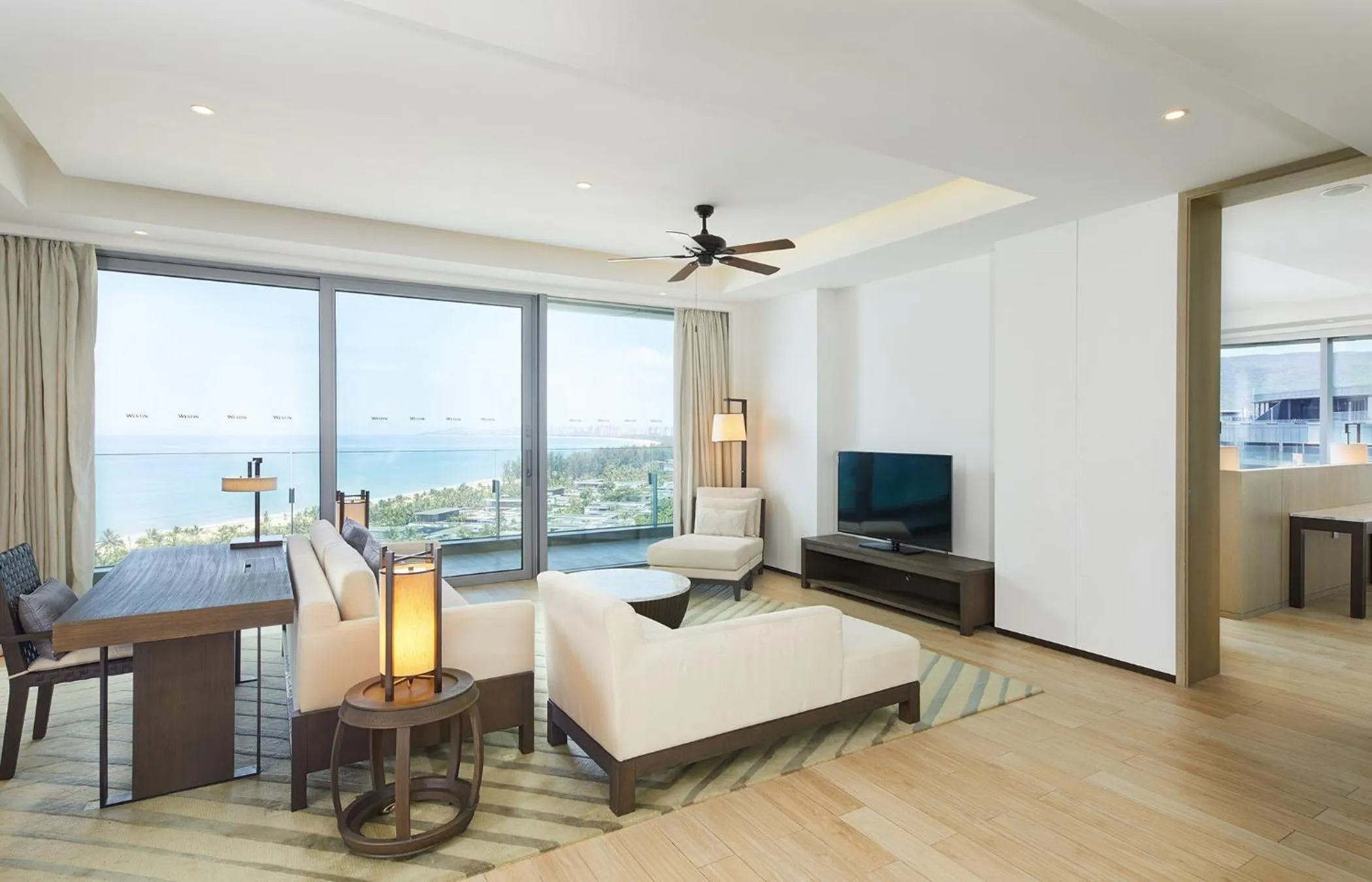 Living room, Bed in The Westin Blue Bay Resort & Spa