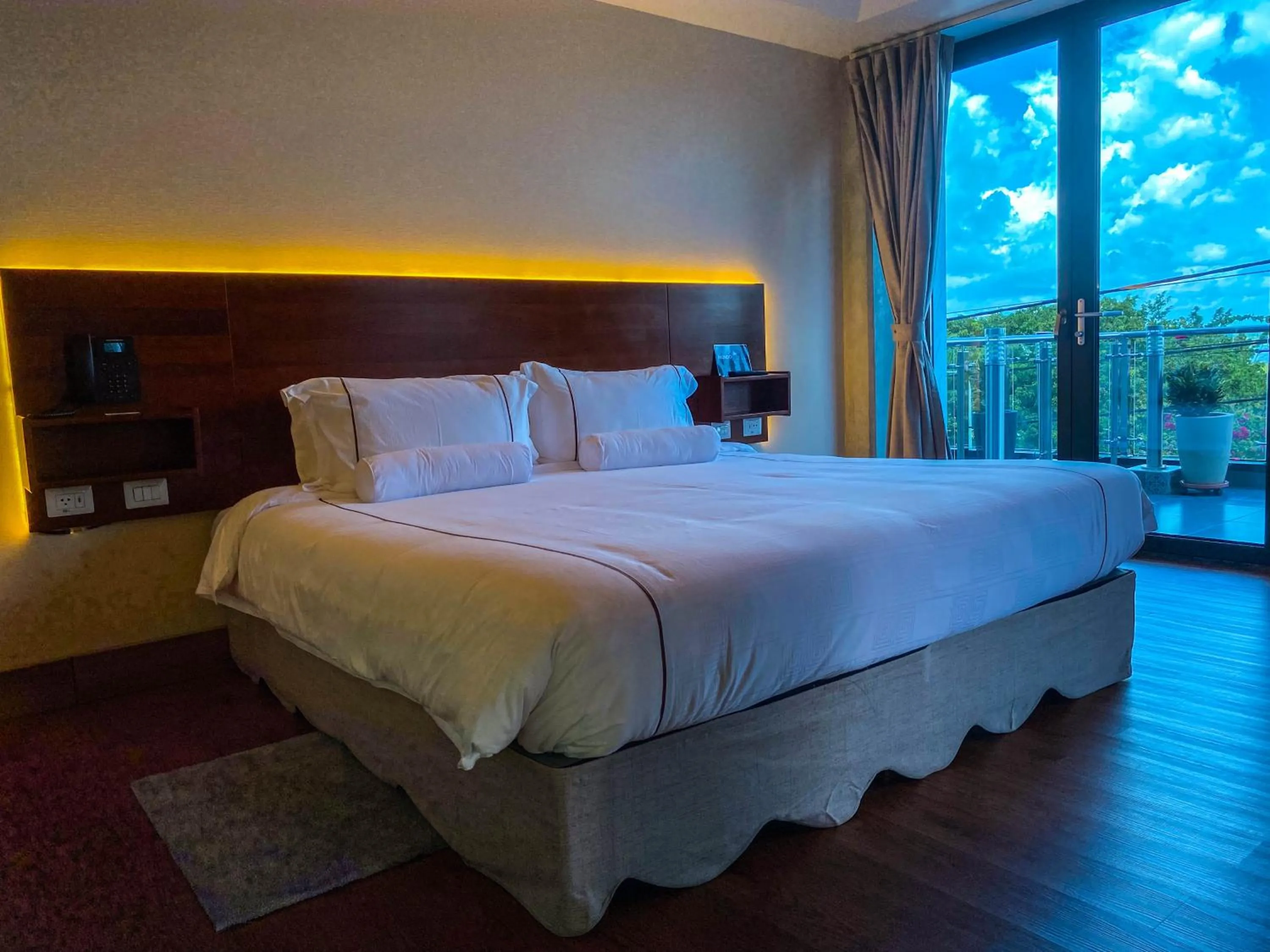 Bedroom, Bed in Hotel de Turistas Iquitos