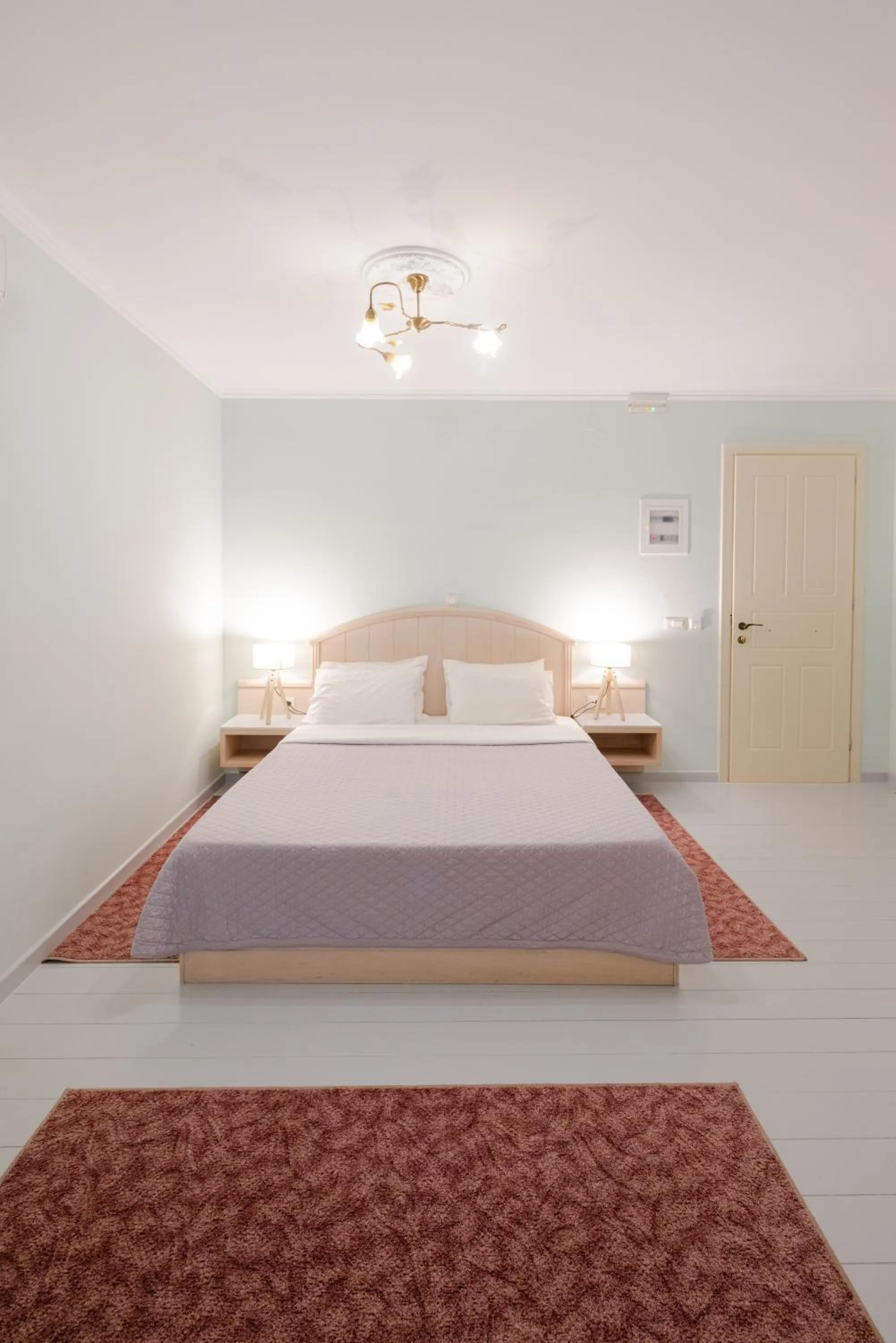 Bed in 999 Luxury Hotel