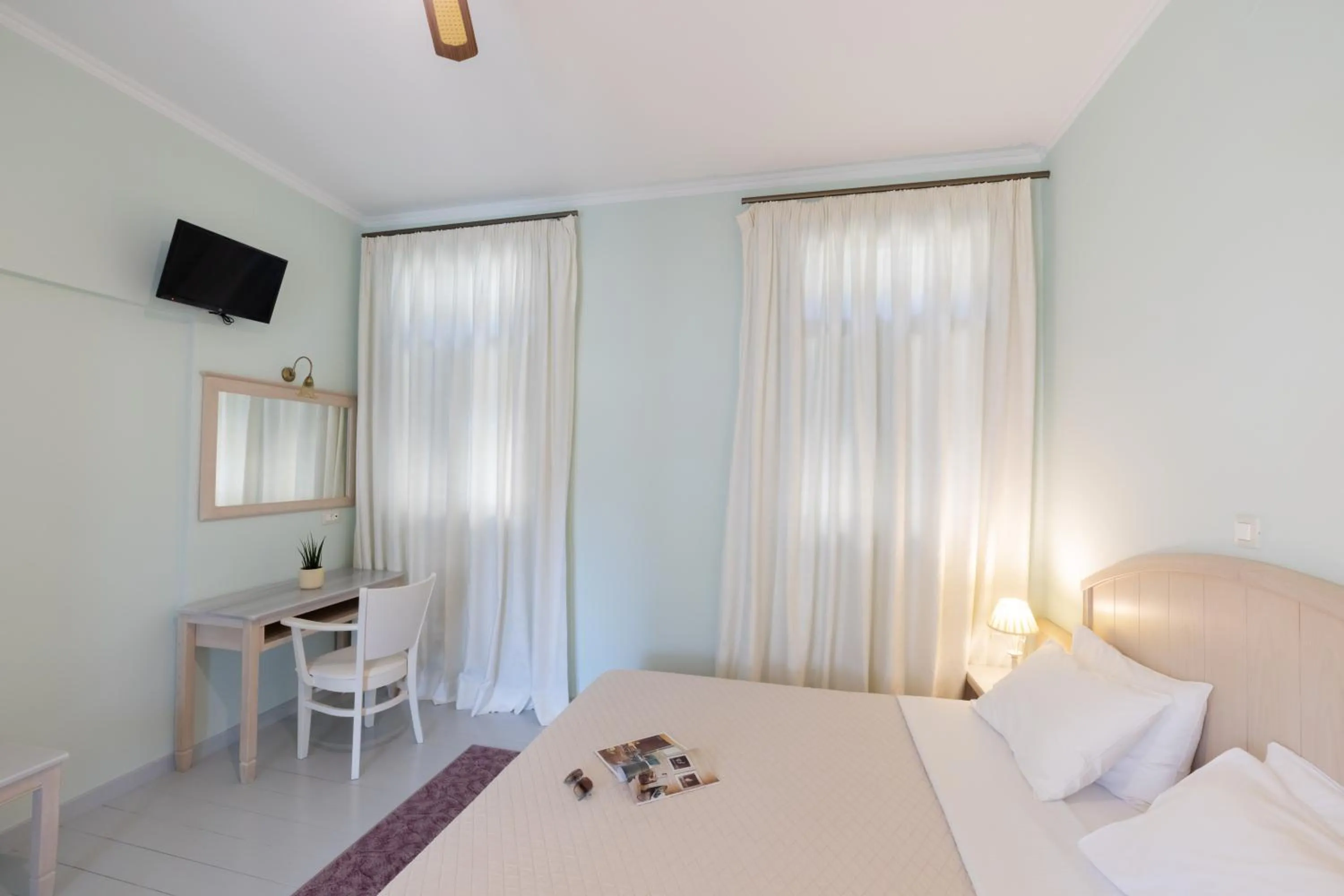 Bed in 999 Luxury Hotel