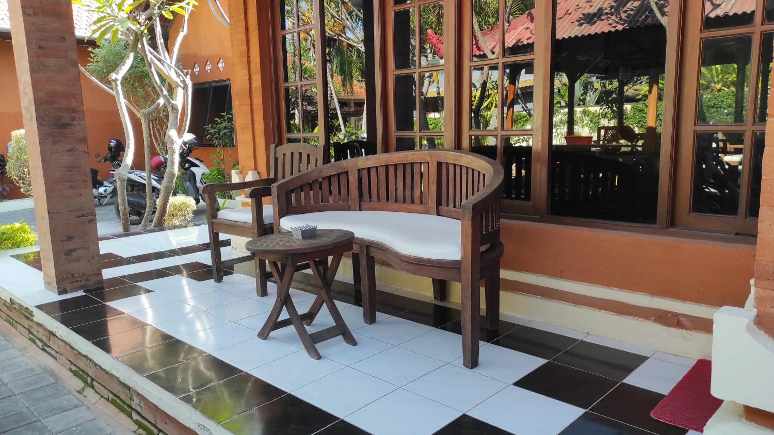 Day in Keyani Bungalows Lovina