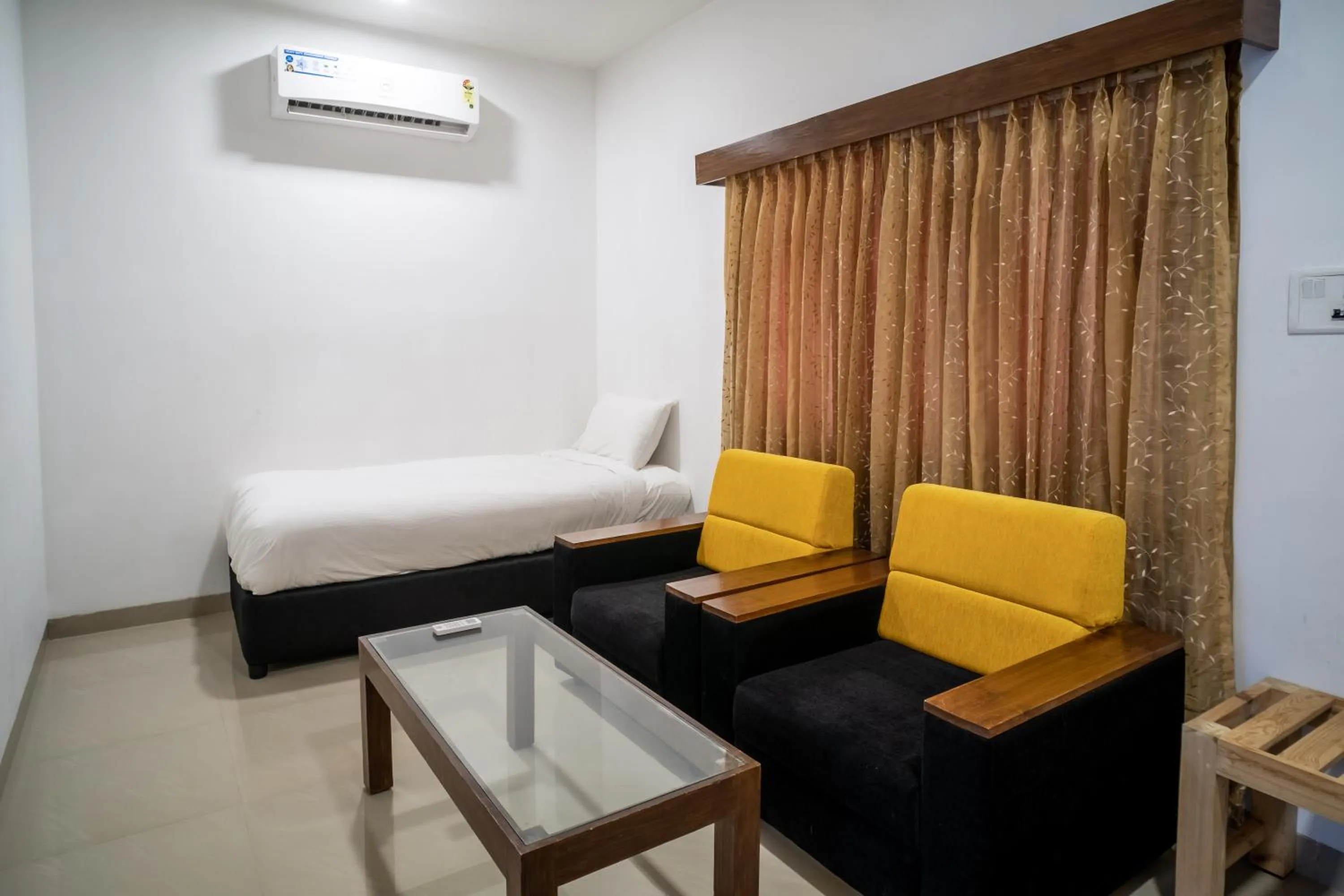 Living room in La Woods Village Resort