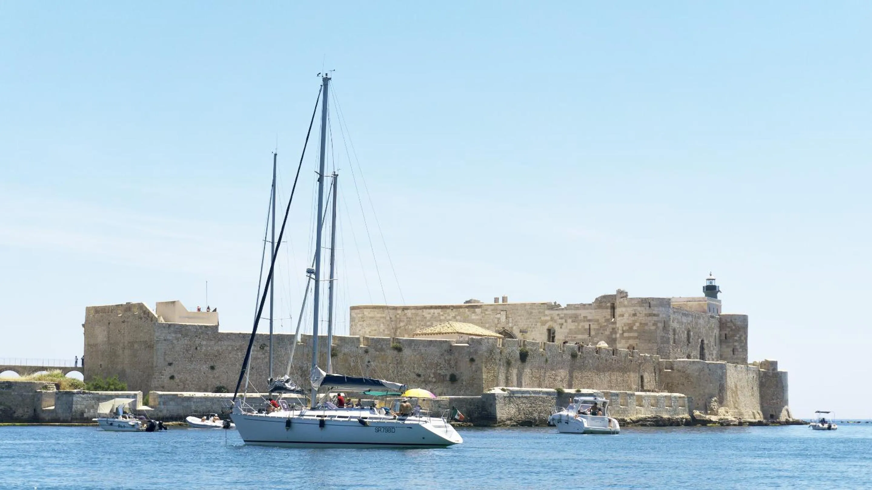 Nearby landmark in 1743 Loft