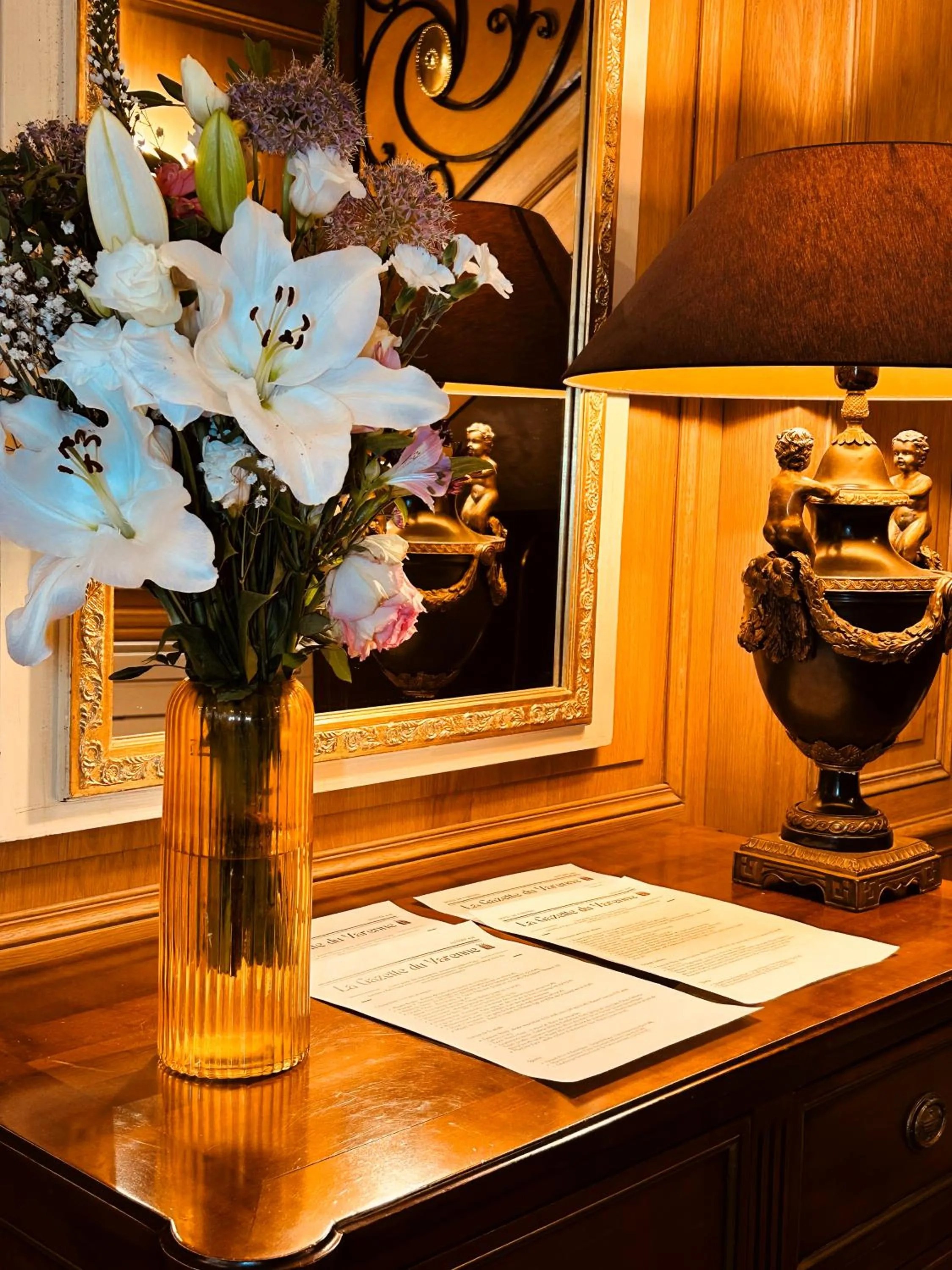 Living room in Hôtel de Varenne