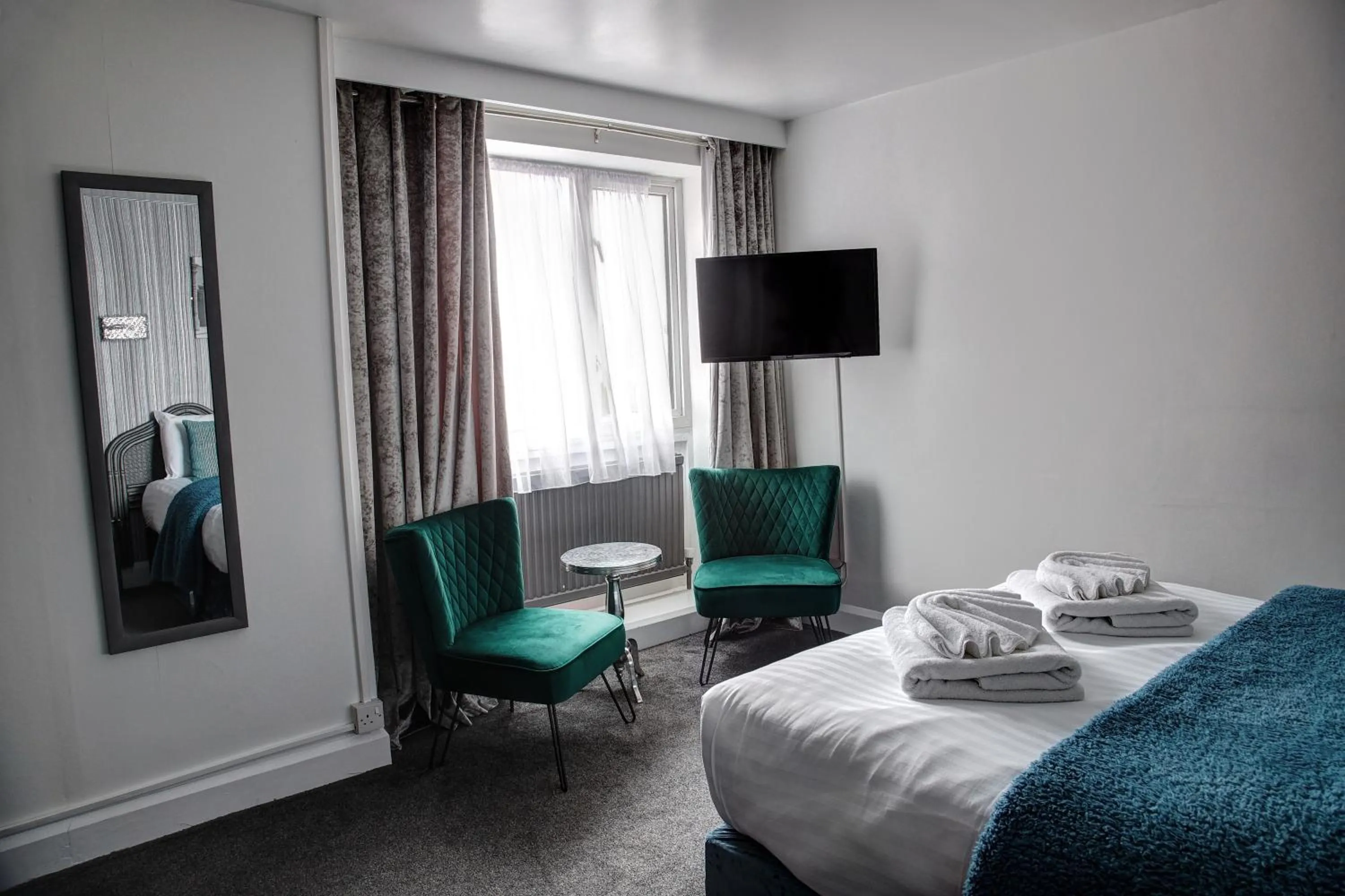 Bed in The Orwell Hotel