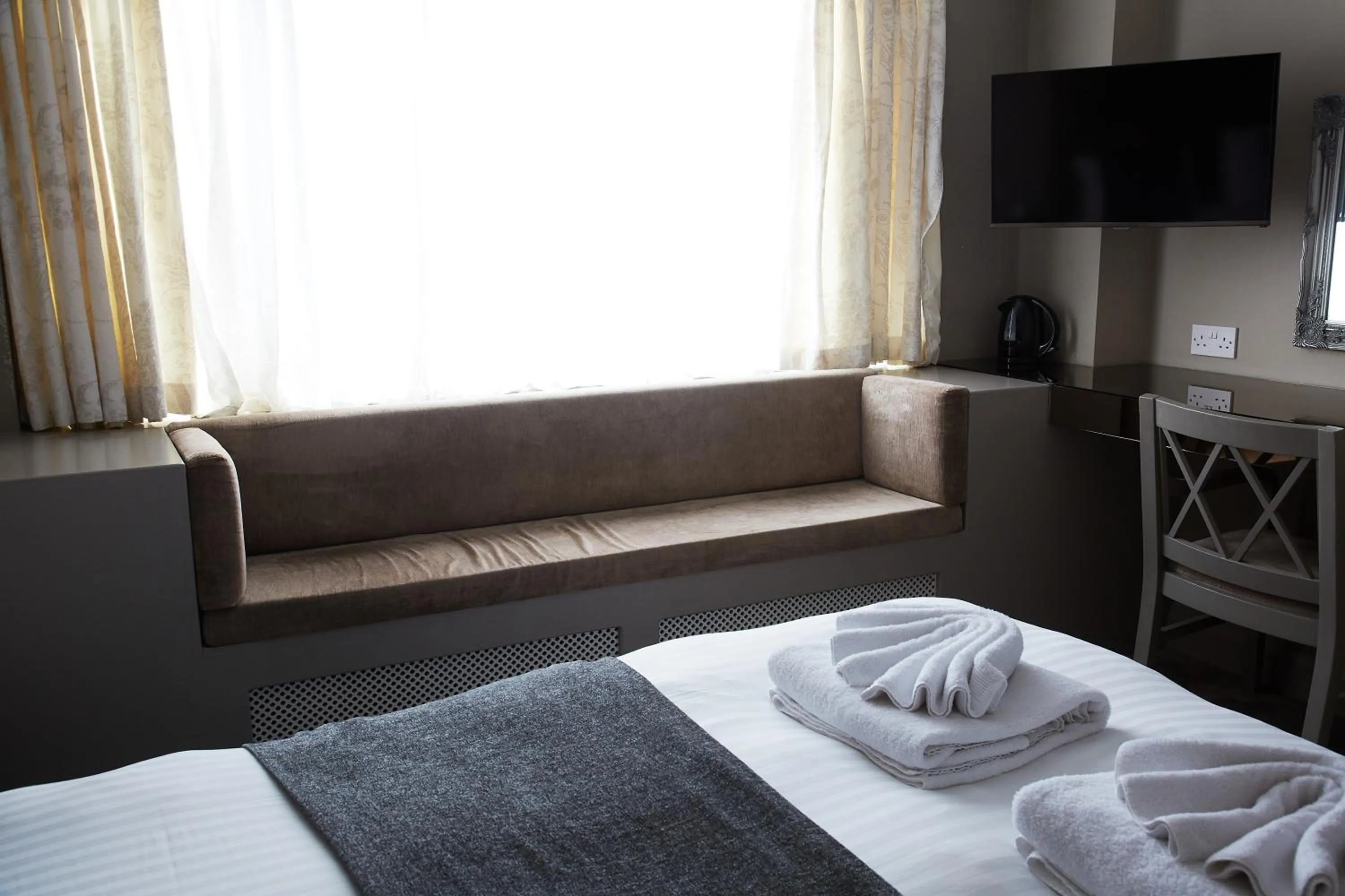 Bed in The Orwell Hotel