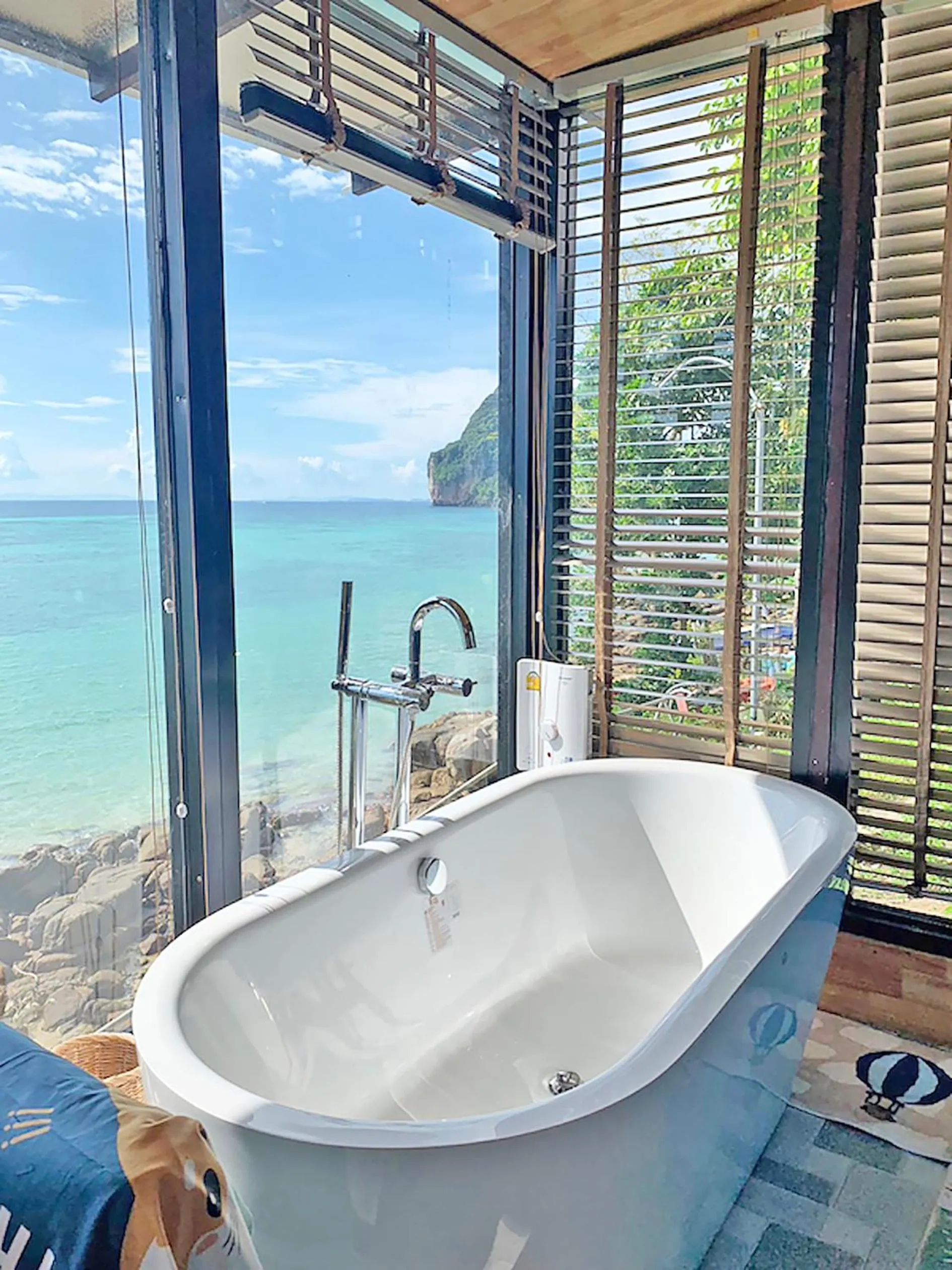 Hot Tub in The Cobble Beach Hotel- Phi Phi Island
