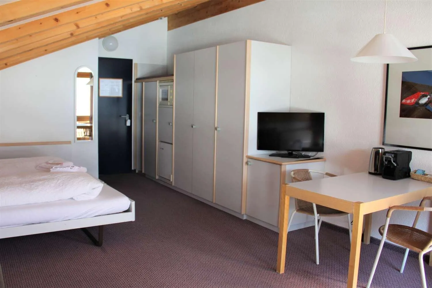 Bed in LODGE - Elements Lodge