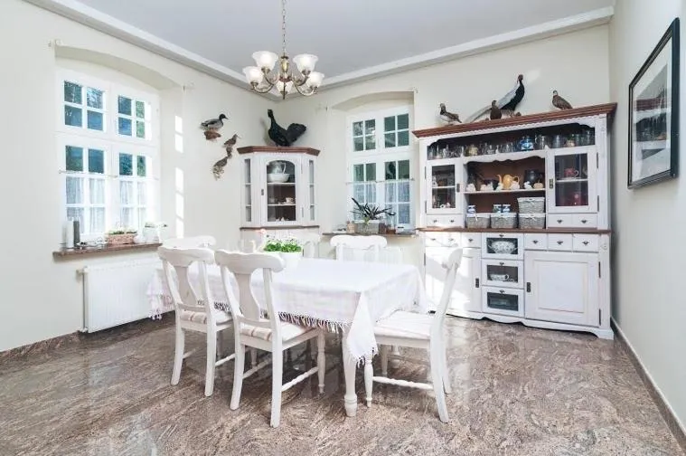 Dining area in Mon Plaisir
