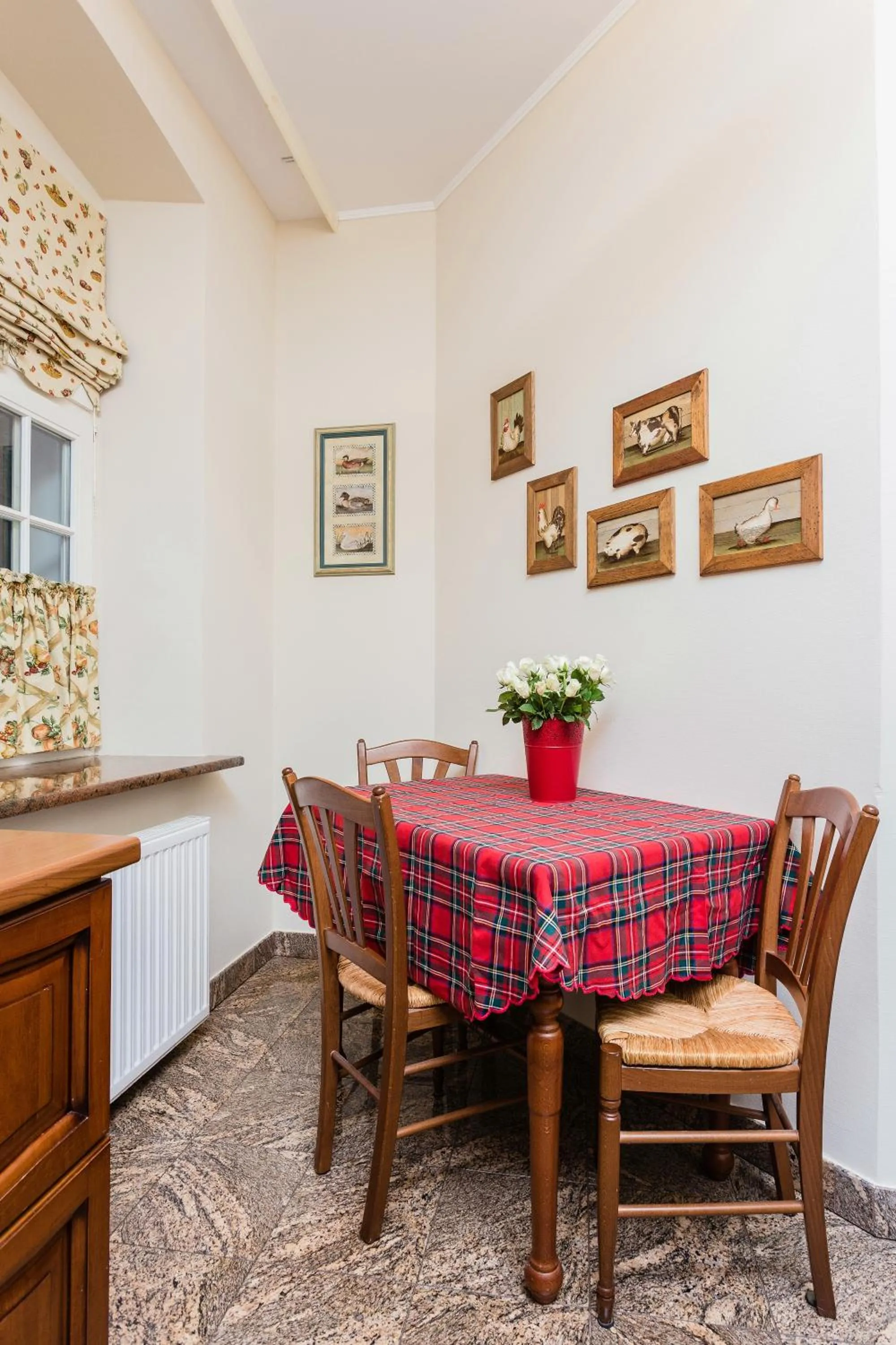Communal kitchen in Mon Plaisir