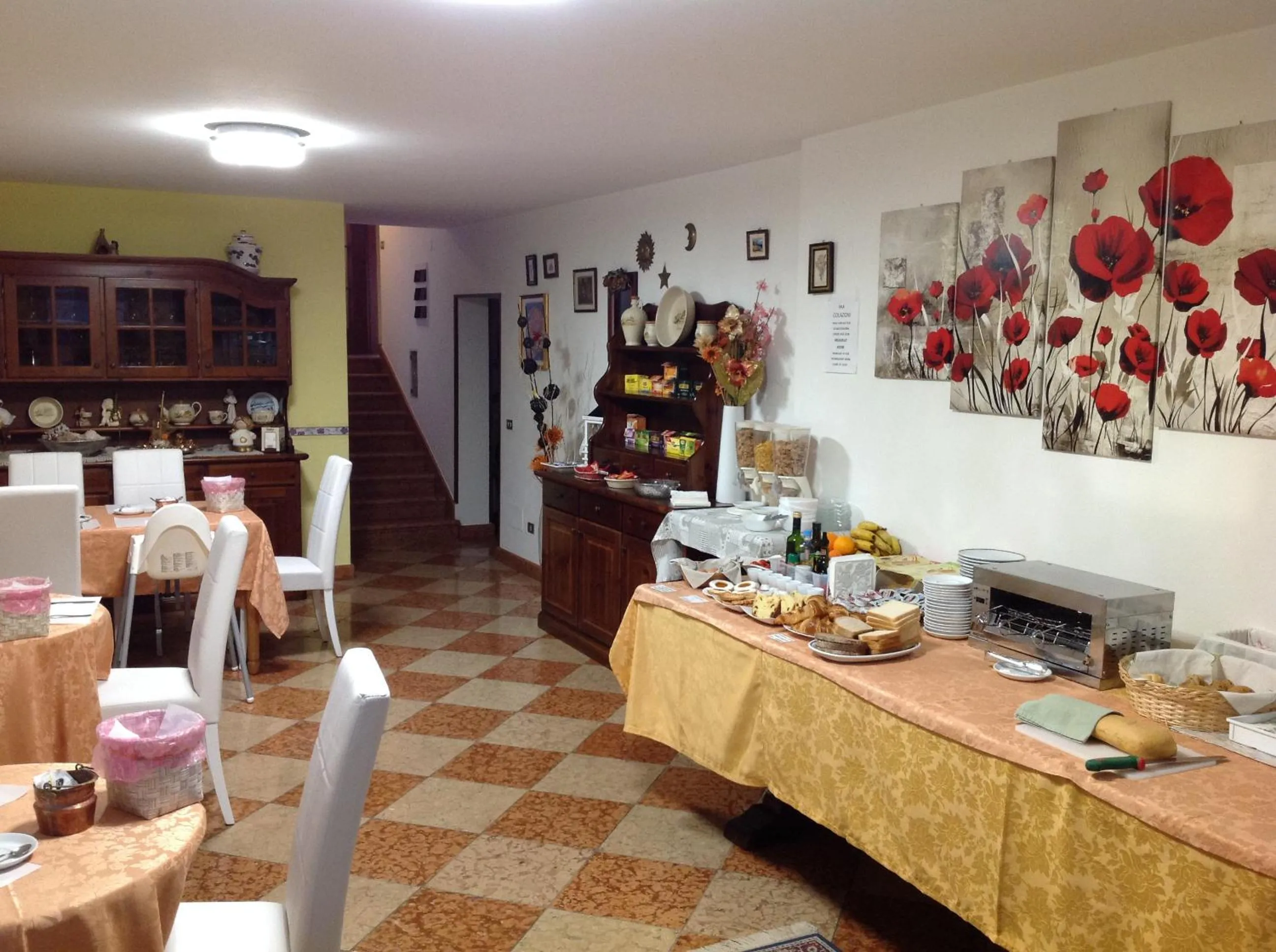 Buffet breakfast in G&G Bed&Breakfast and apartments