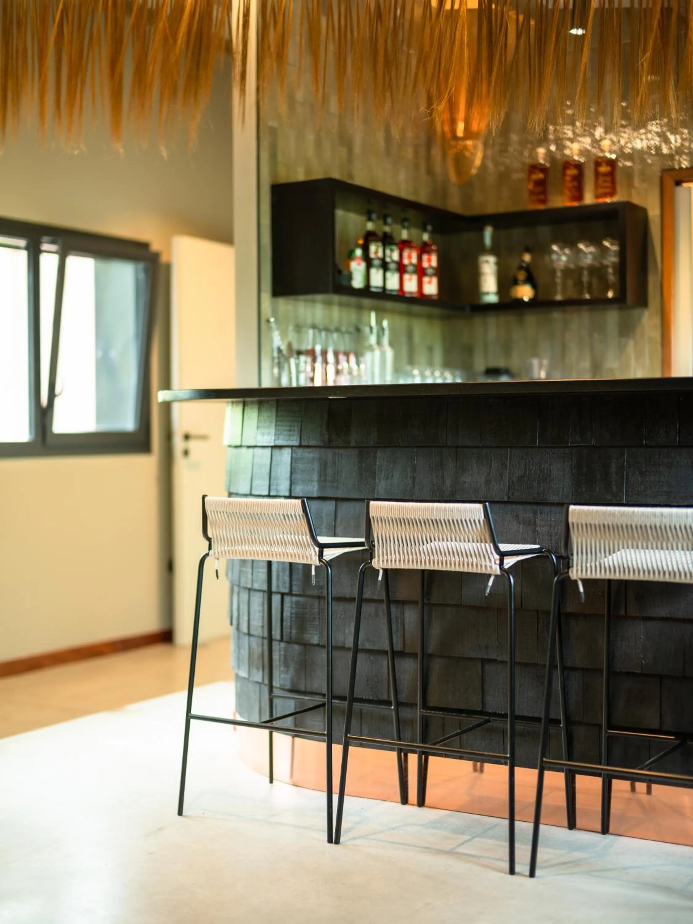 Lounge or bar in Hôtel le Tuit-Tuit